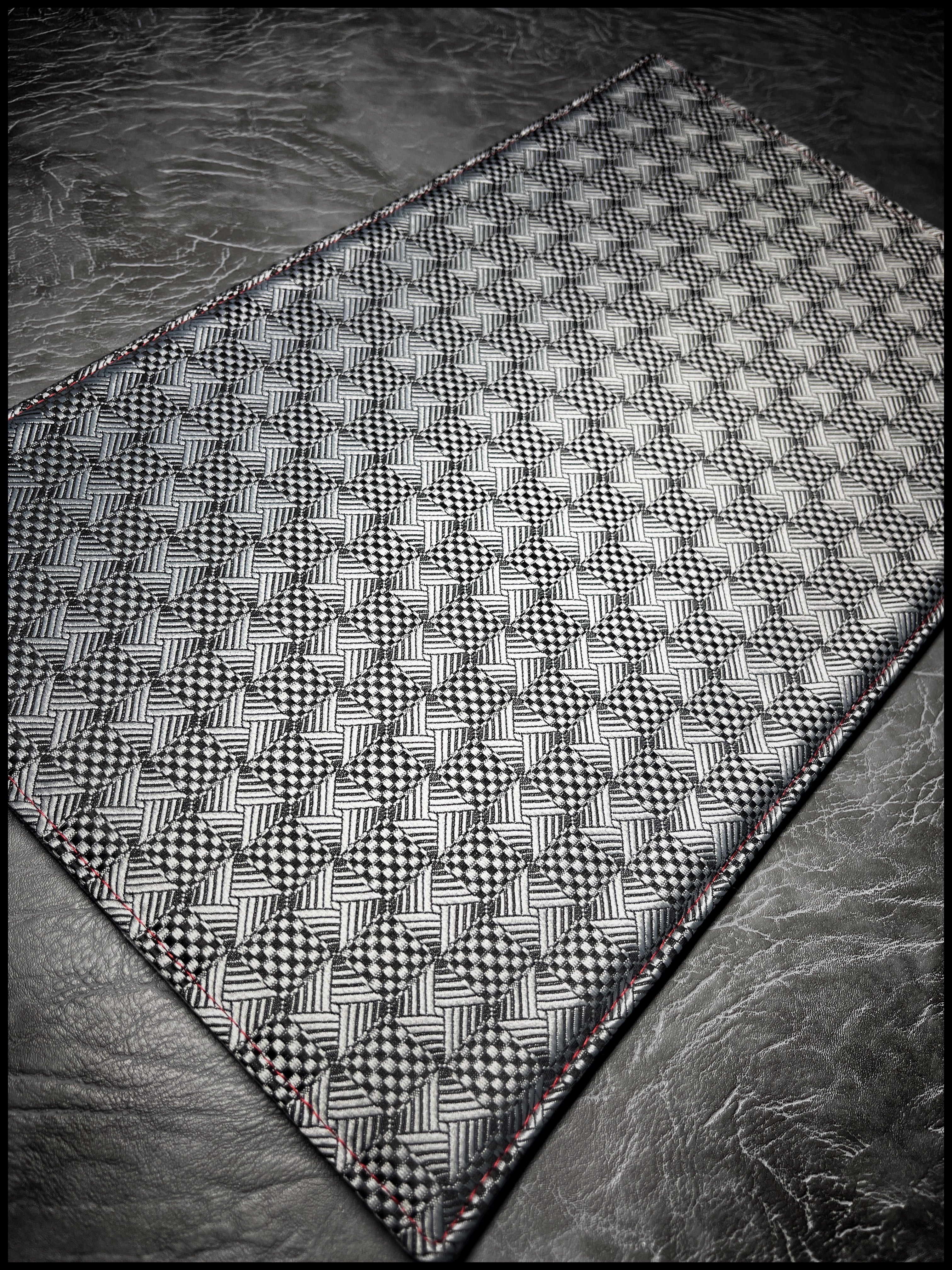 ZFG Mat (red/marble)