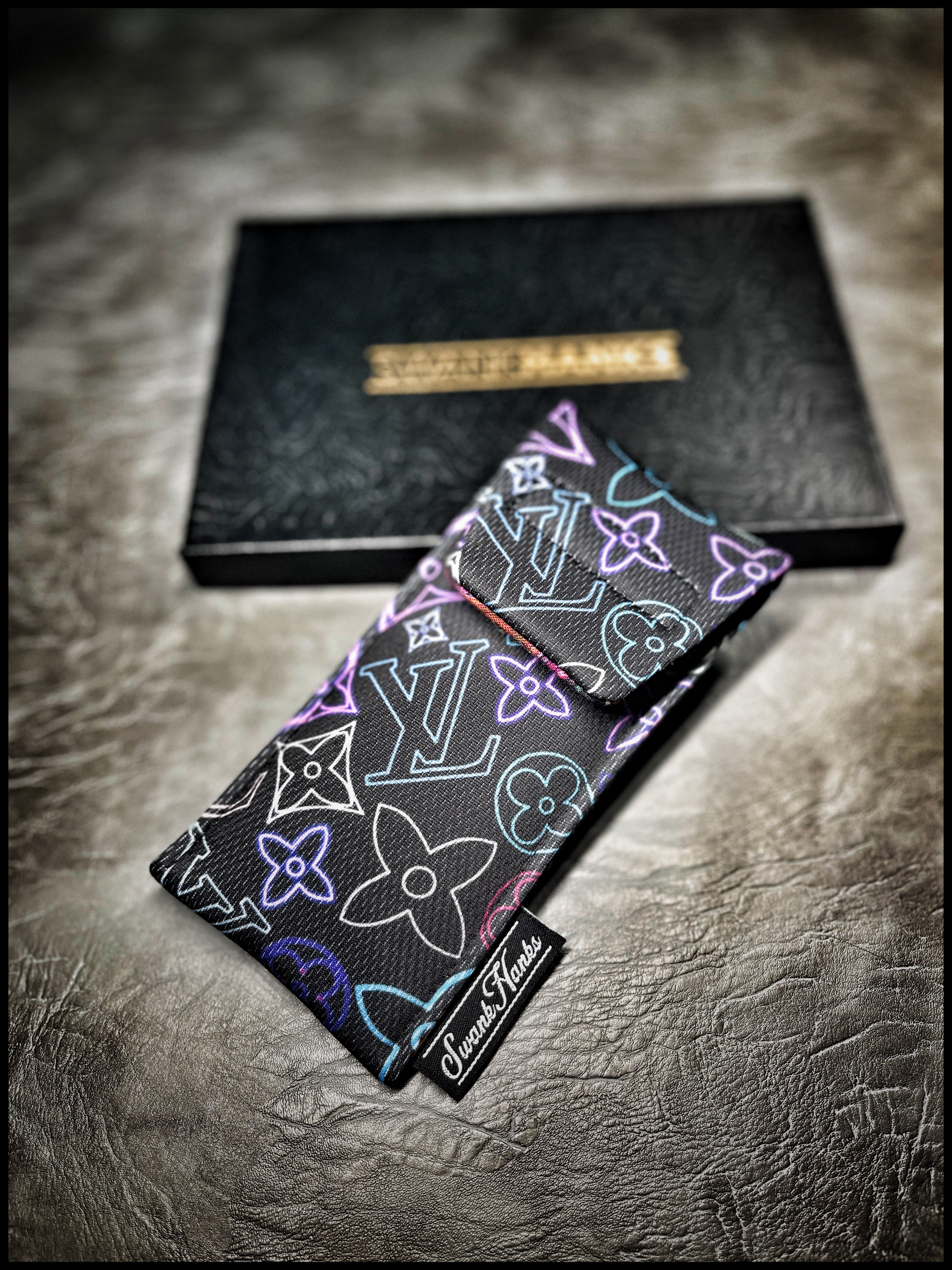 LV 1-Off Pouch