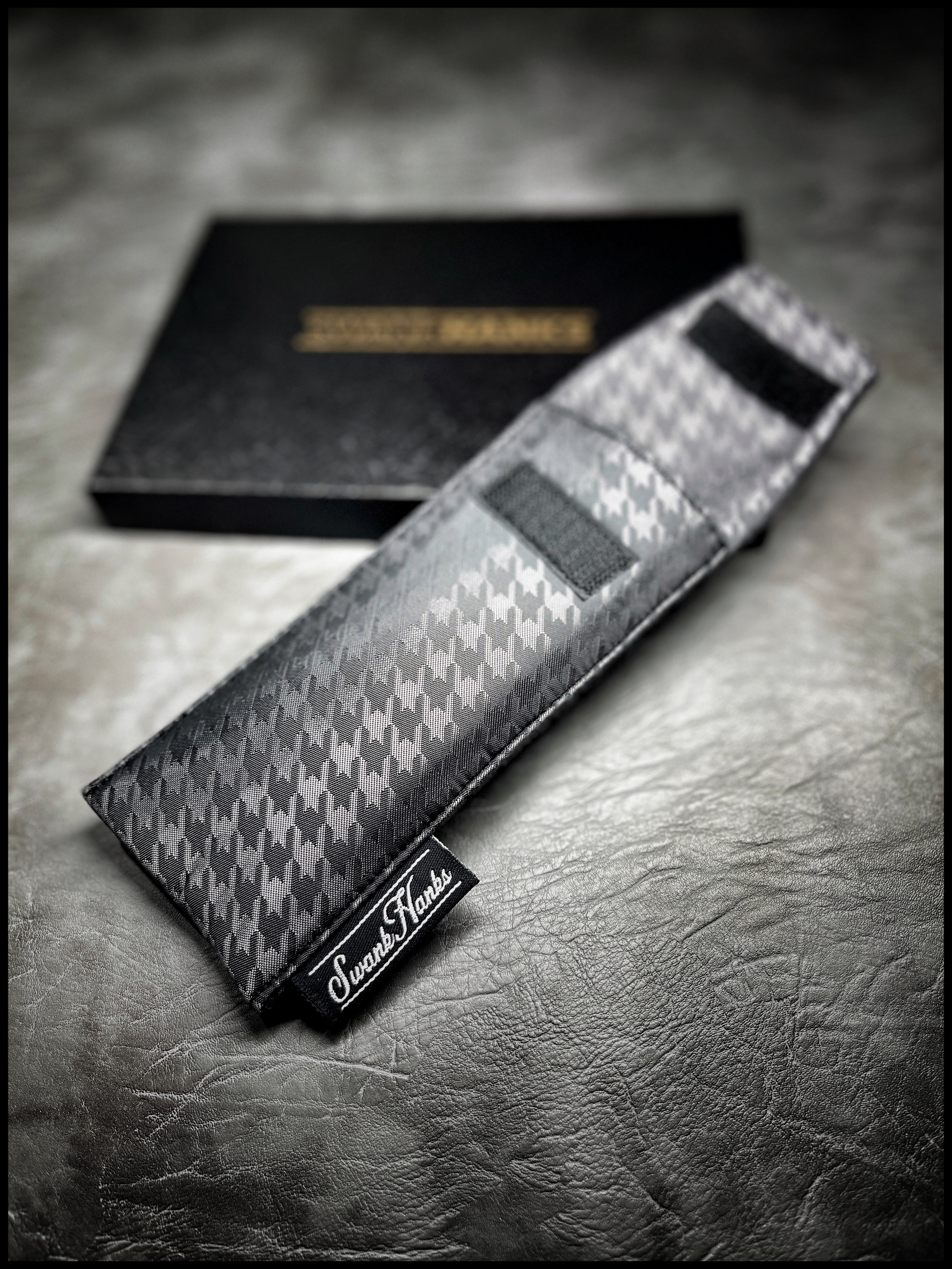 Double Layered Silk Houndstooth Single