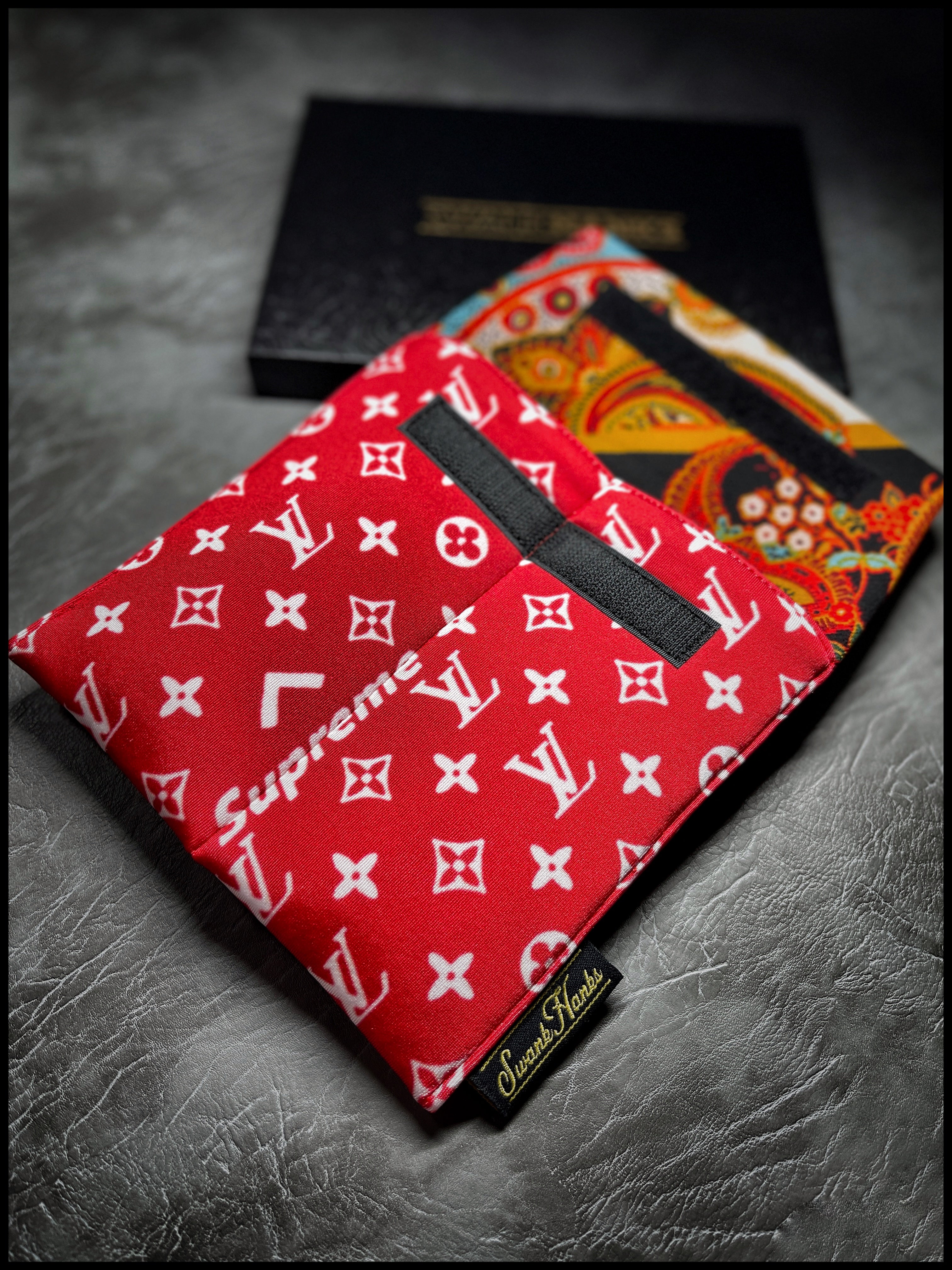 ONE-OFF Supreme LV/Paisley Crepe Double Slot