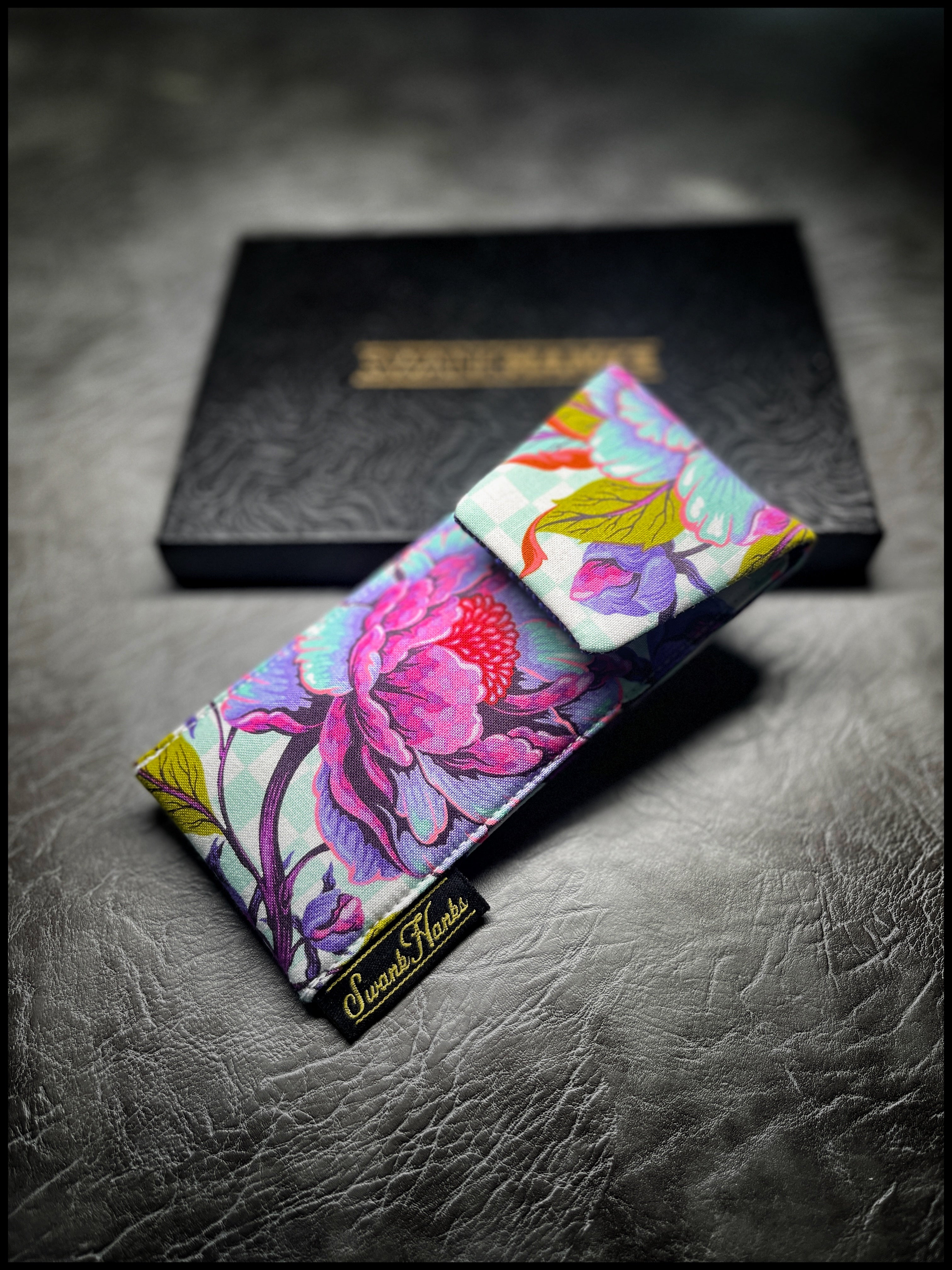 Neon Floral V5/Blurple CrossHatch Silk Single Pouch