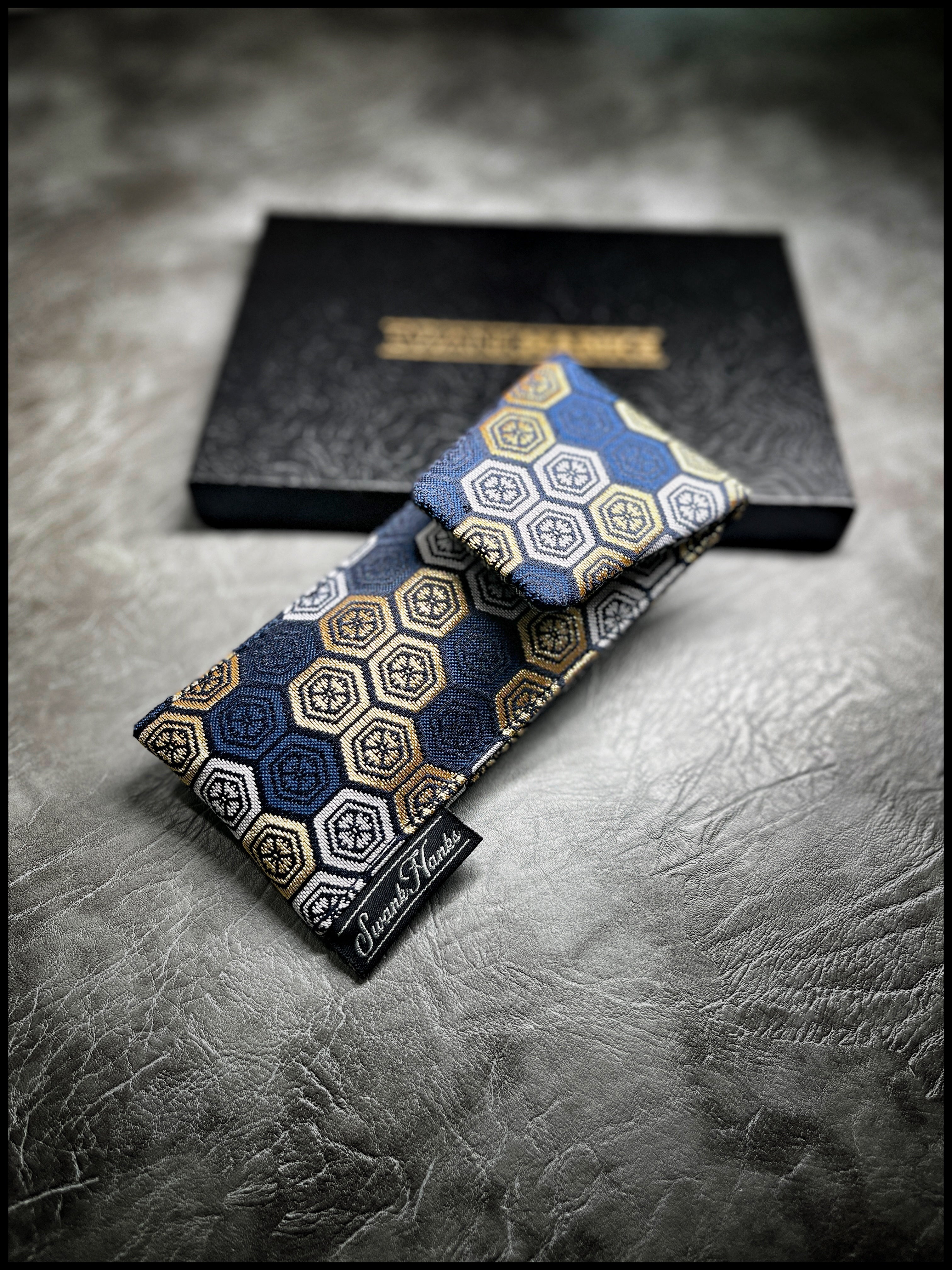 Oriental Hex Single Slot Pouch