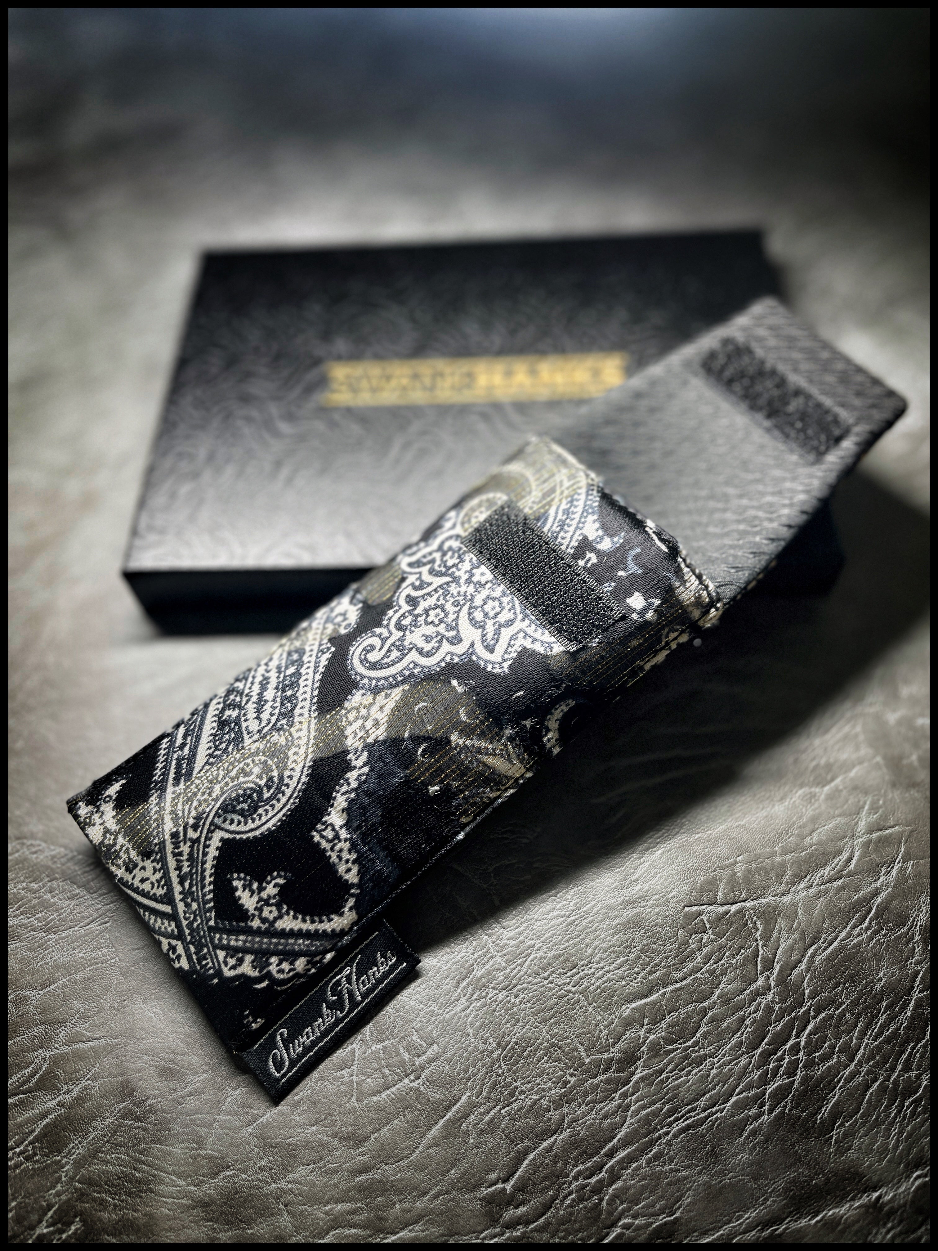 Golden Silk Chiffon Paisley Single Pouch