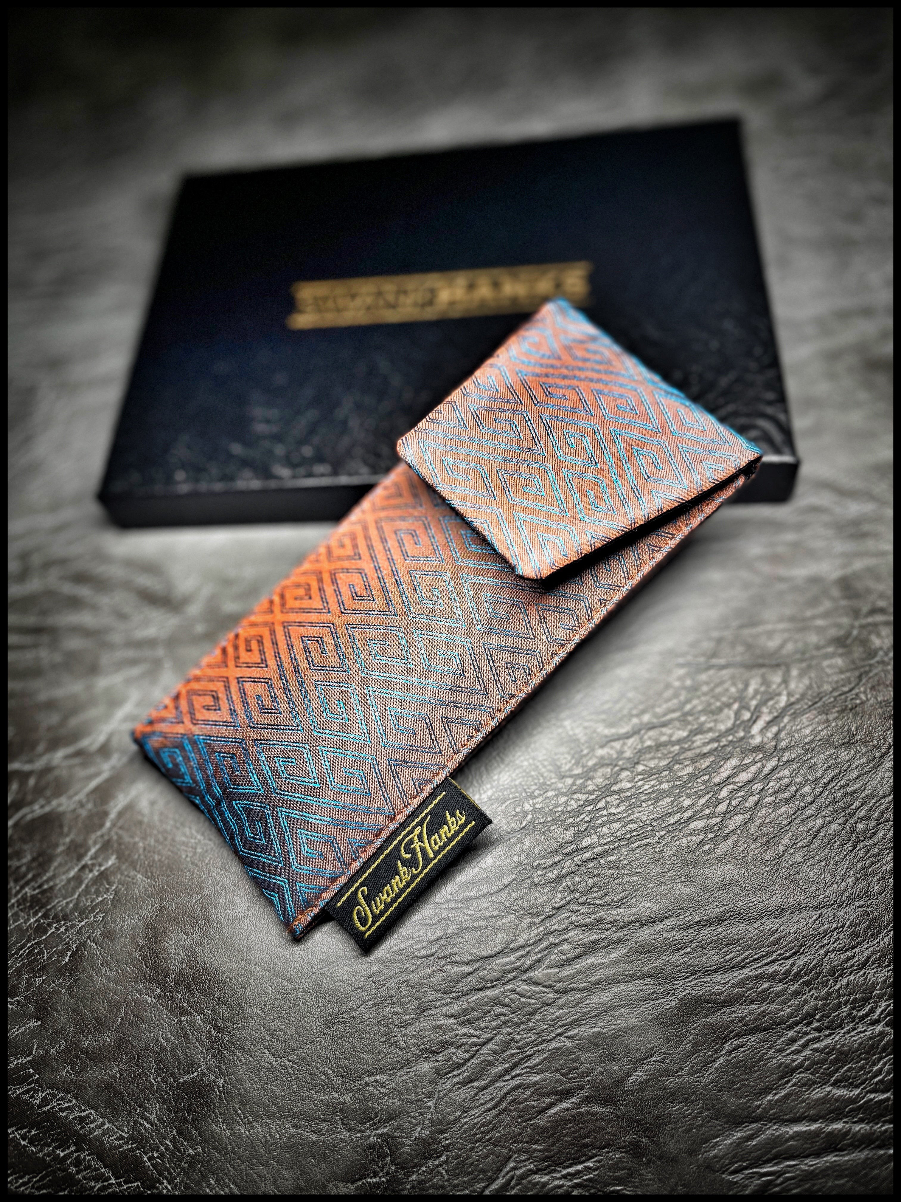 Mulberry Color Shifter Single Pouch V2