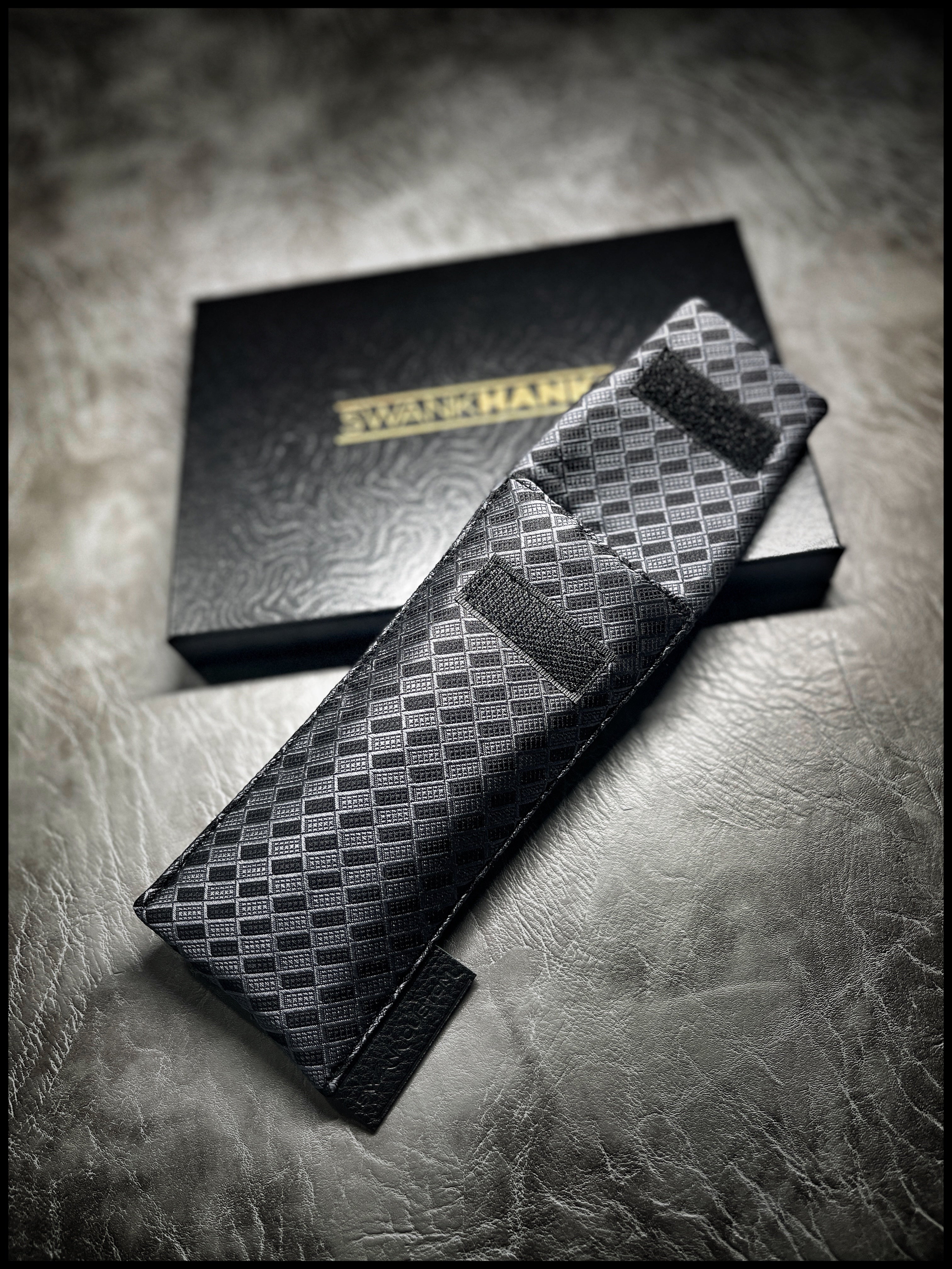 Gunmetal Textured Checkers Single Pouch