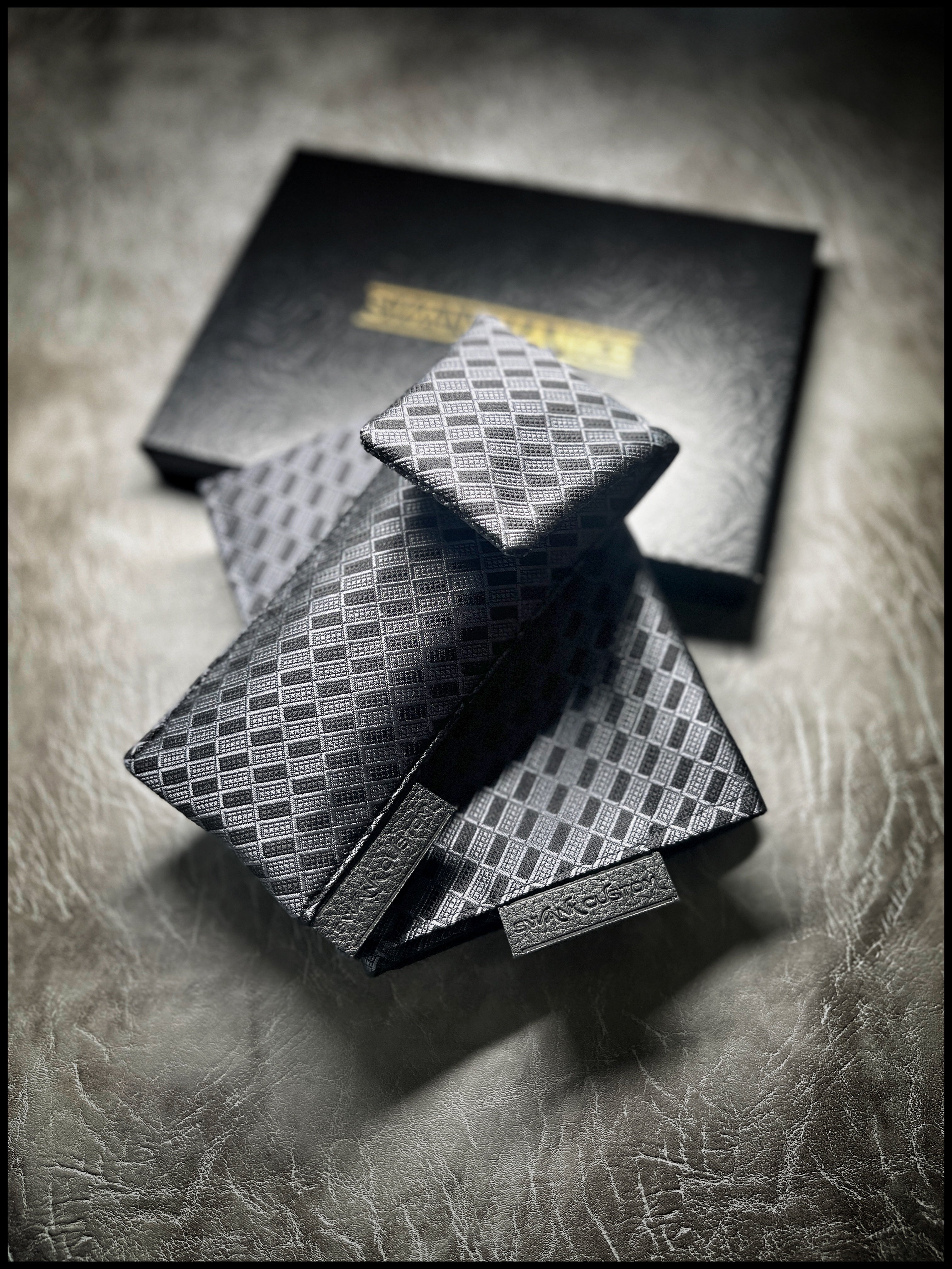 Gunmetal Textured Checkers/Blurple Silk Paisley Single Pouch