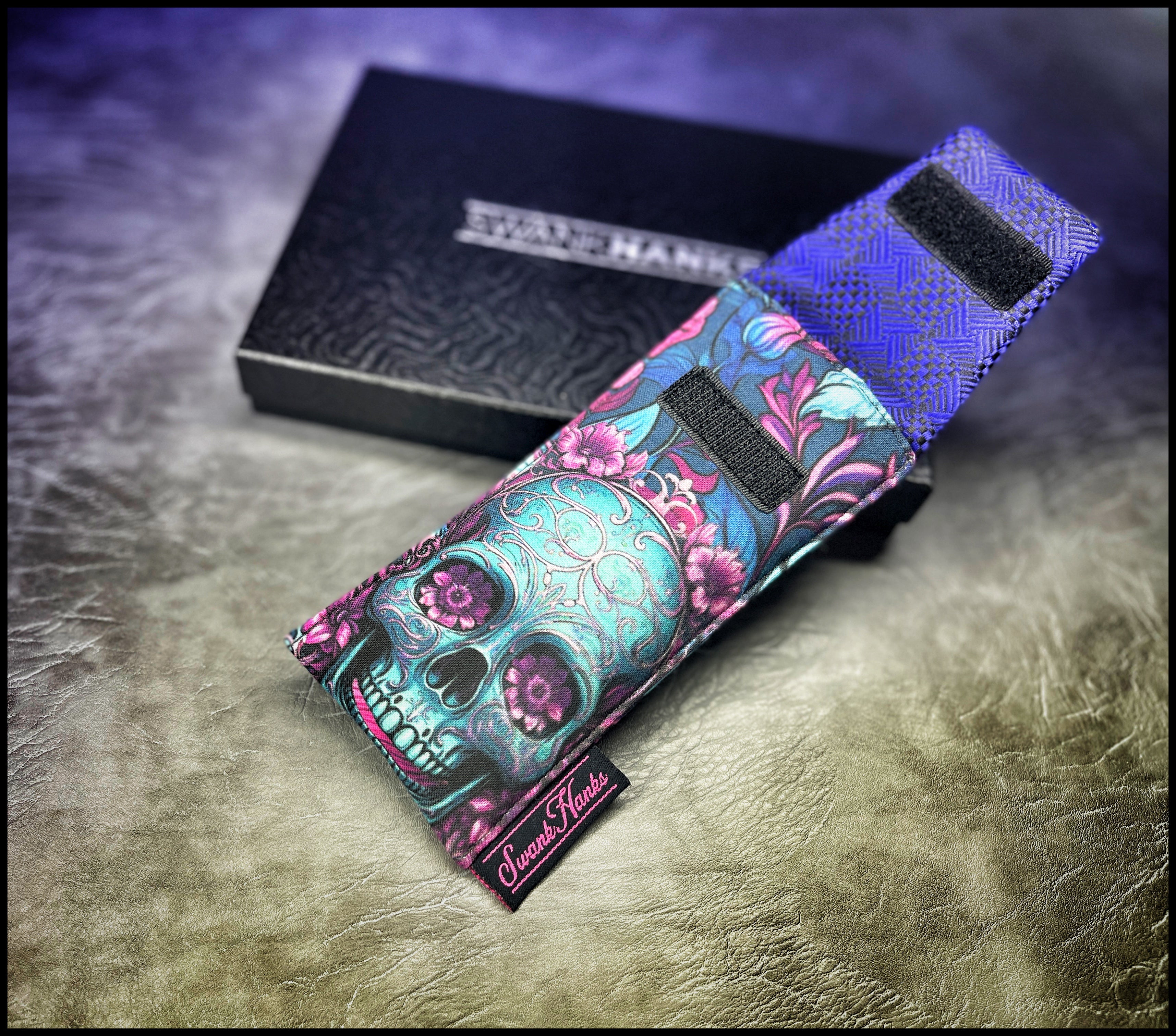 Blurple Floral Skulls V2 / Purp Crosshatch Silk Single Slot Pouch