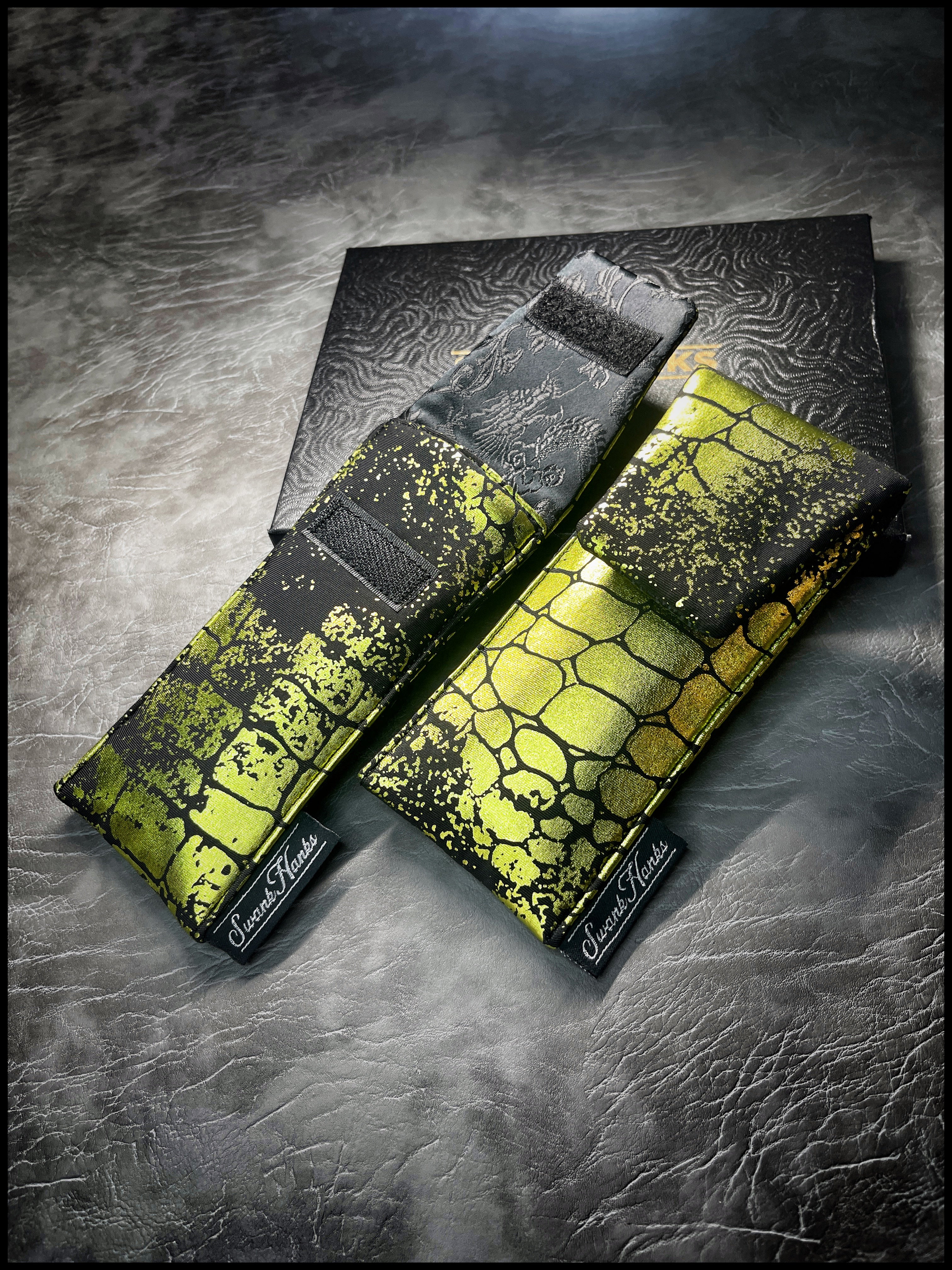 UV Gold Dragonscale V2/ Murdered Out Dragon Silk Single Pouch