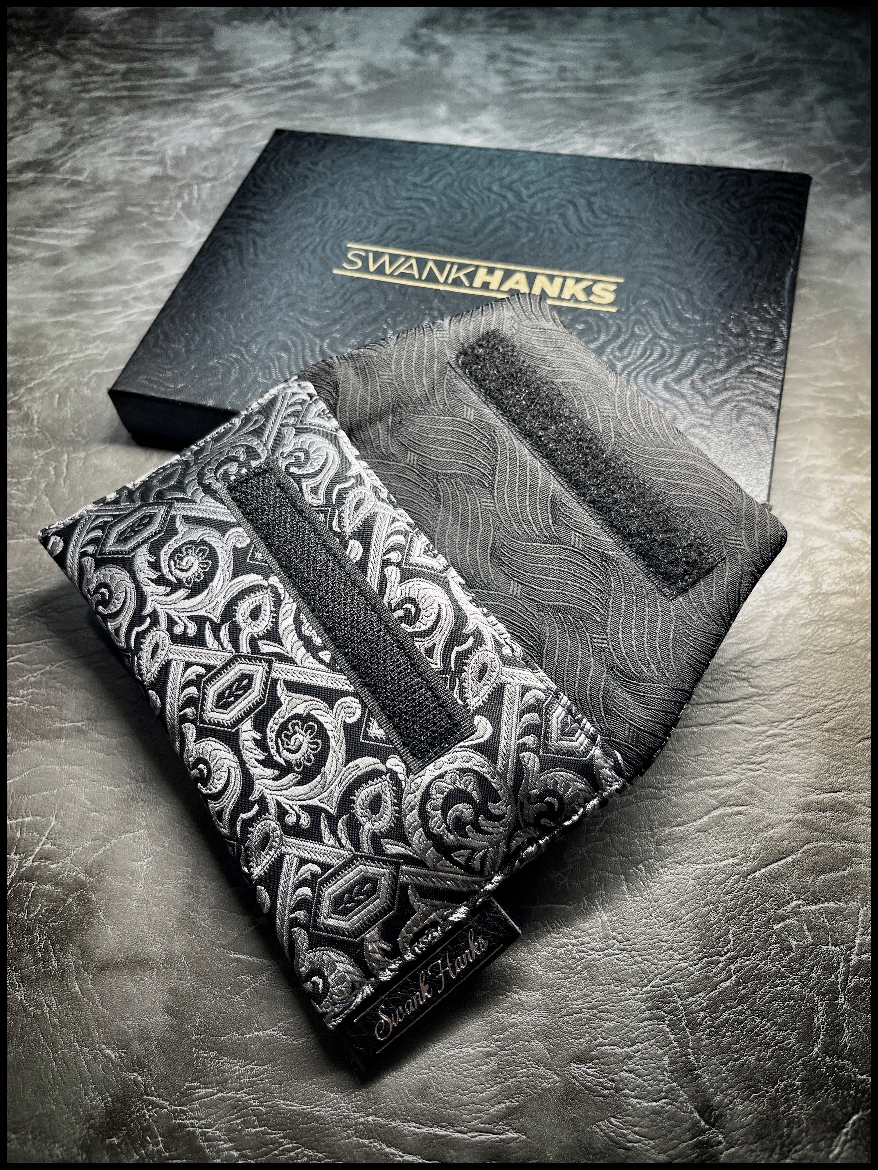 Silver Gates Single Pouch (New Spec)