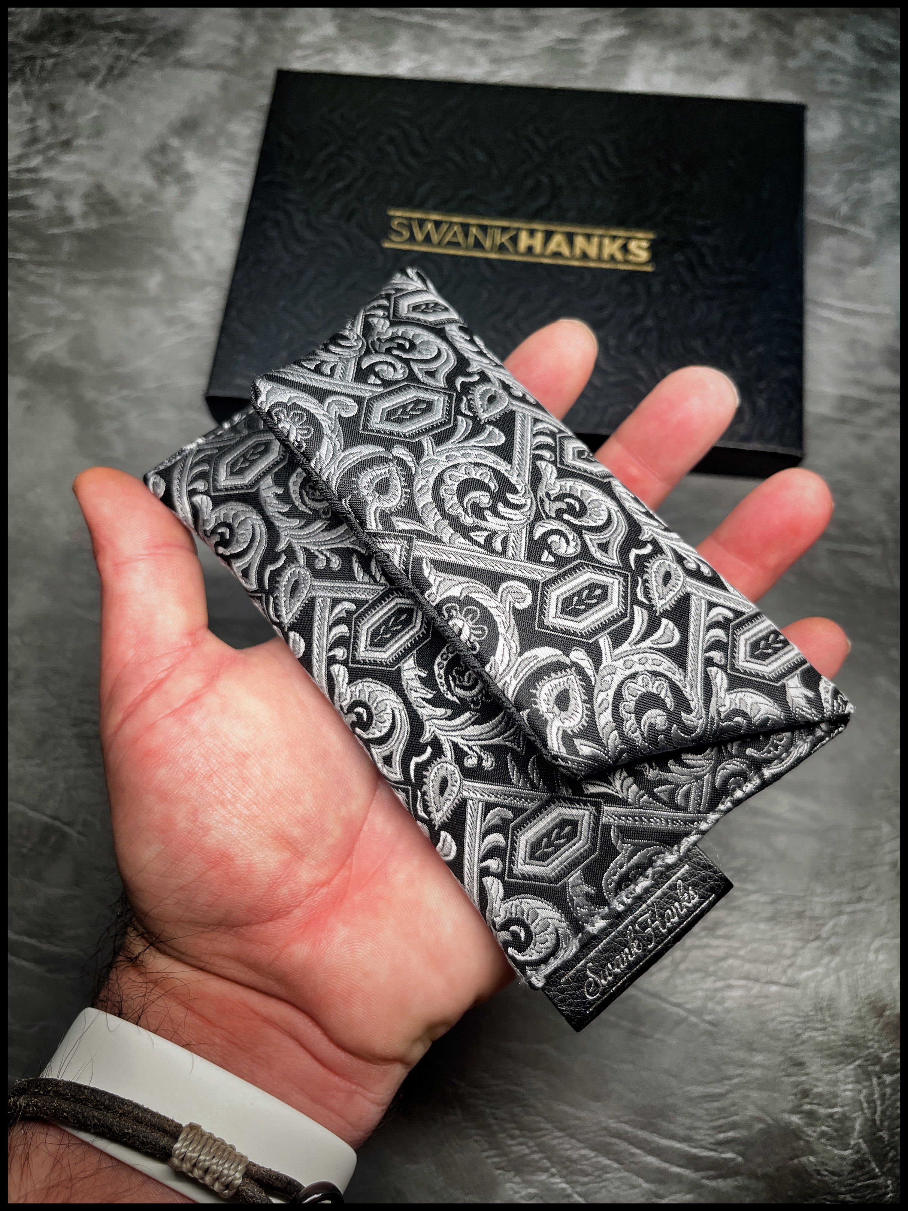 Silver Gates Single Pouch (New Spec)