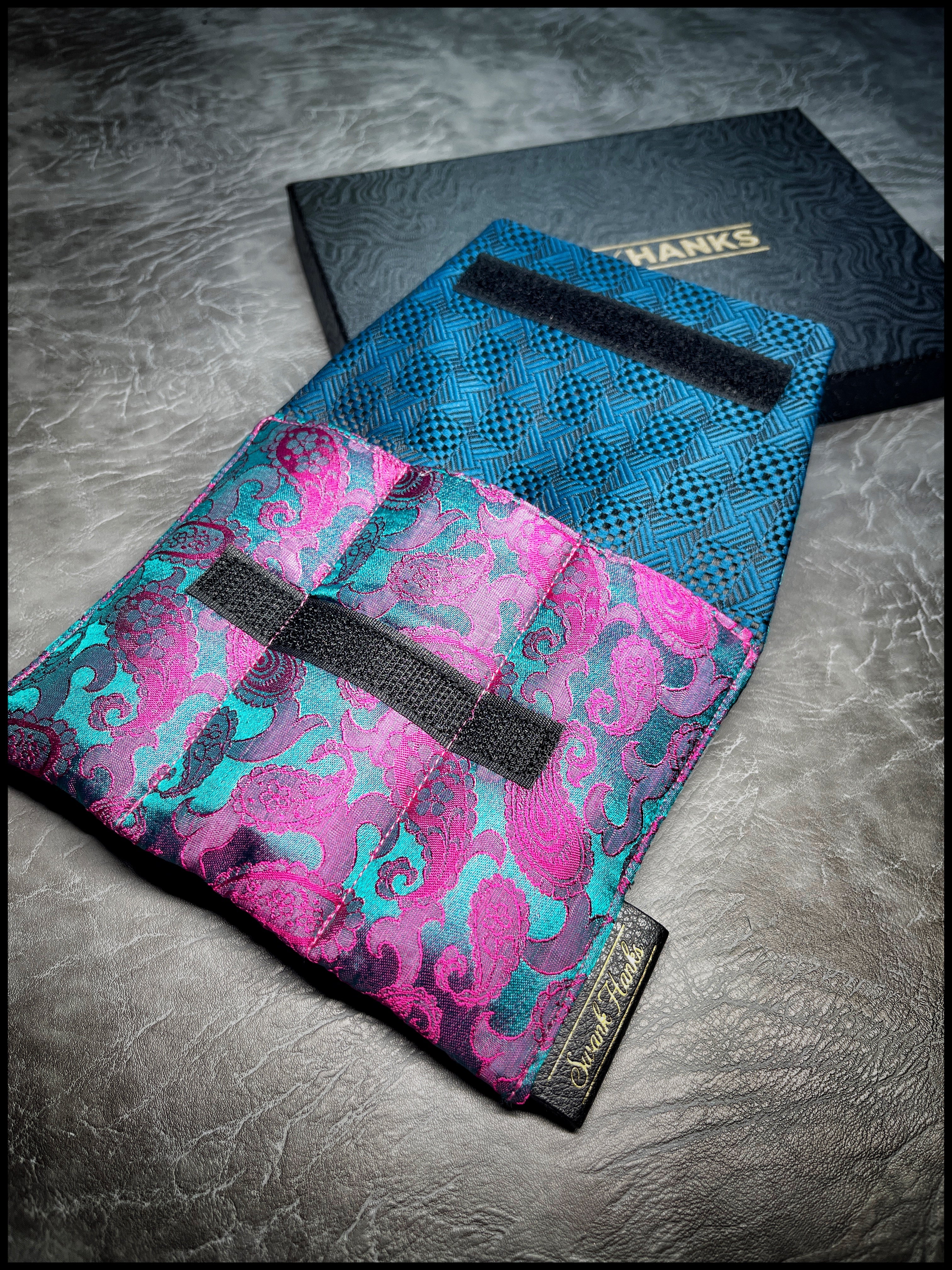 1-OFF Griffin Mulberry Silk Paisley Mini Triple-Slot Pouch