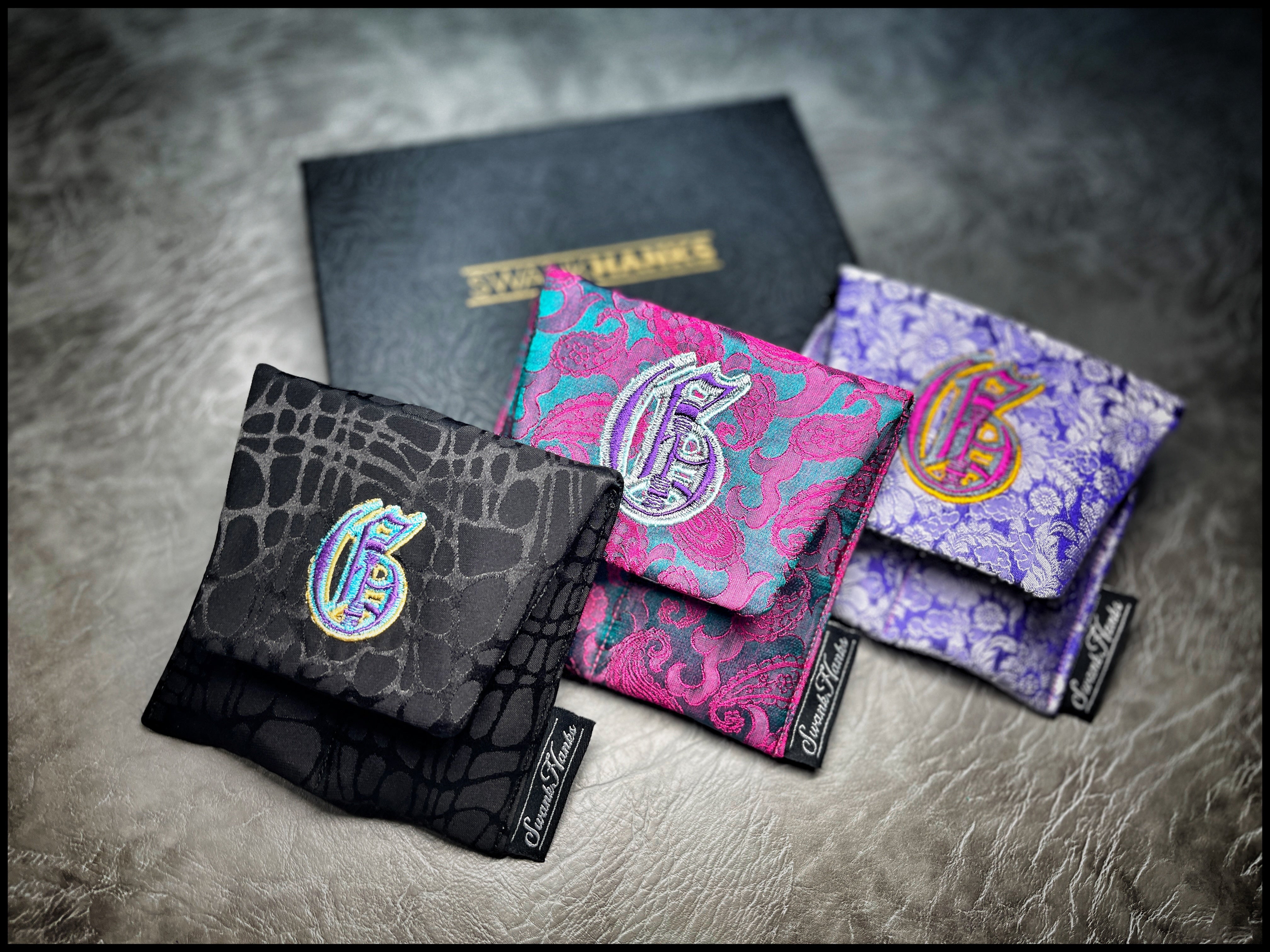 1-OFF Griffin Mini Double-Slot Pouch