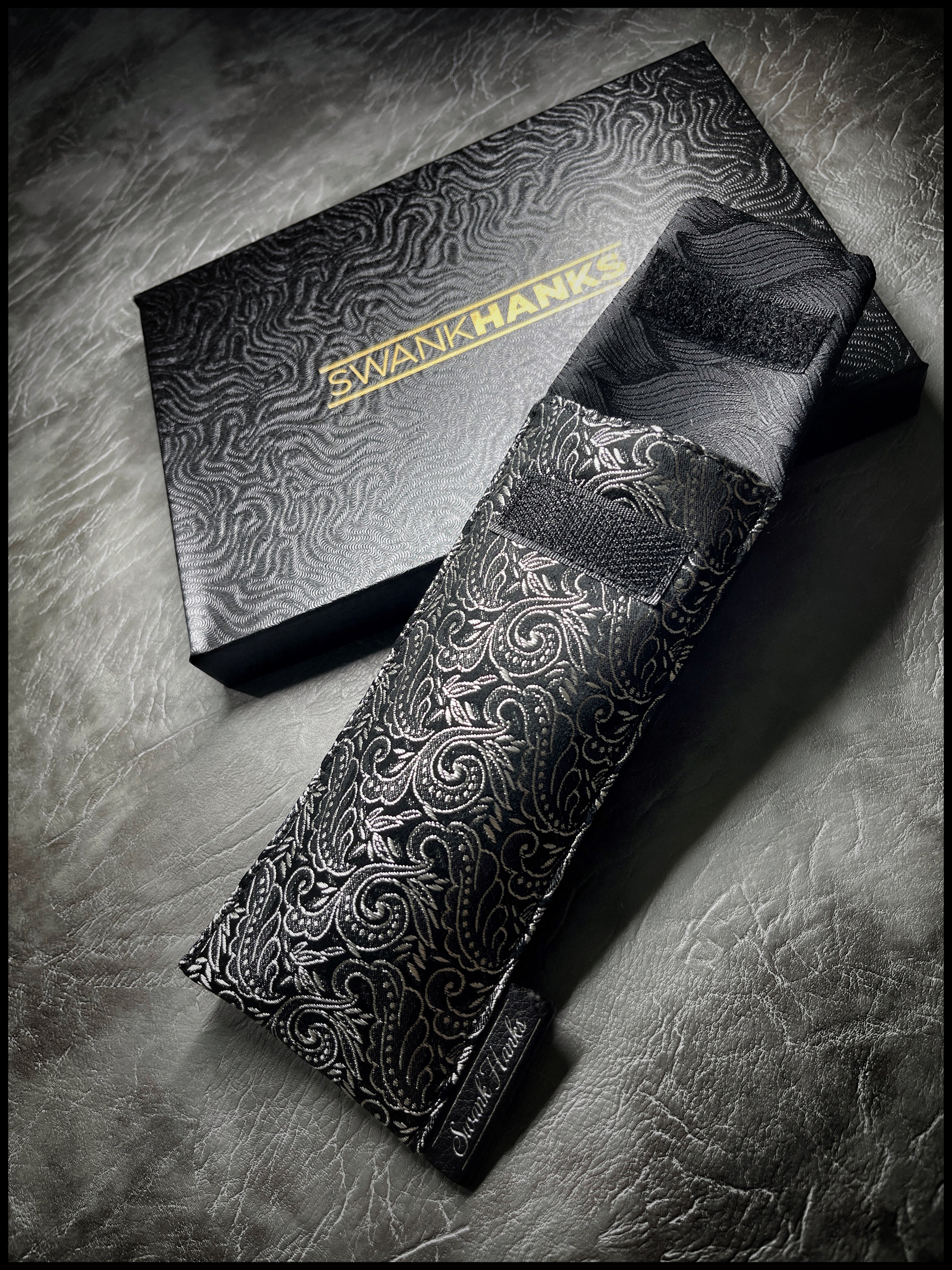 Checkered Silver/Black A1 Silk Single Pouch