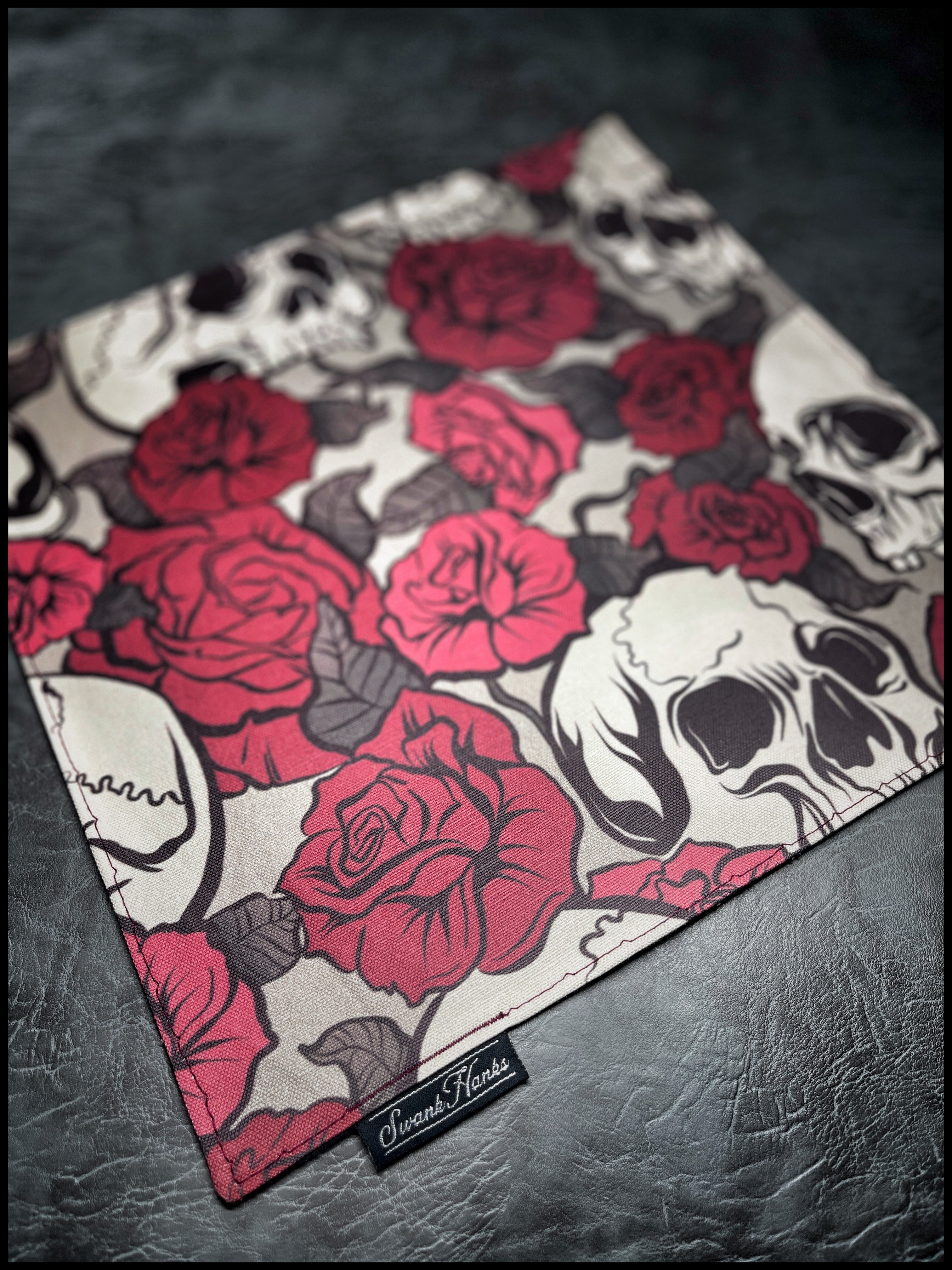 1-OFF Rose Skull Canvas Hank