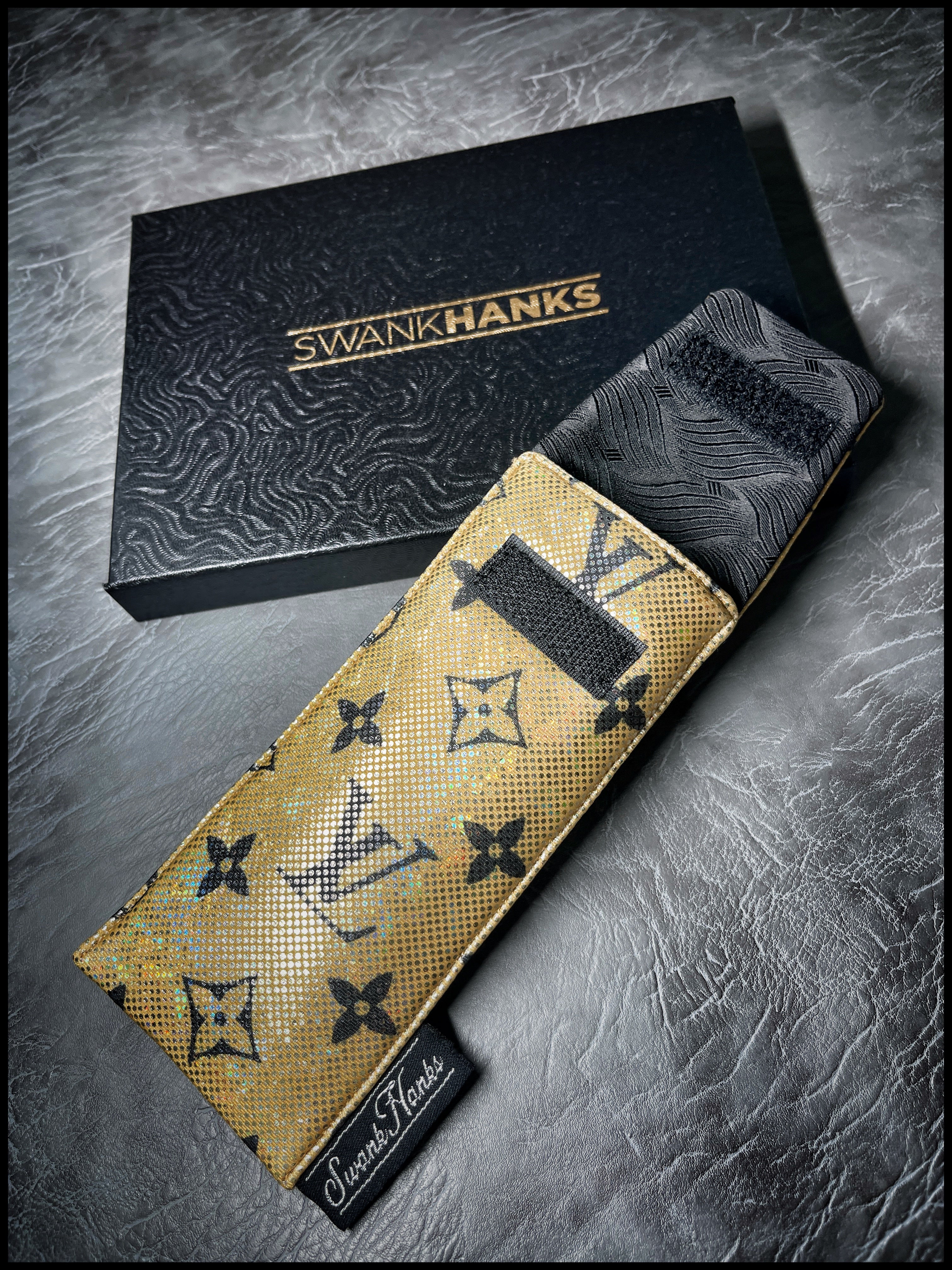 Metallic UV LV/Basketweave Silk Single Pouch