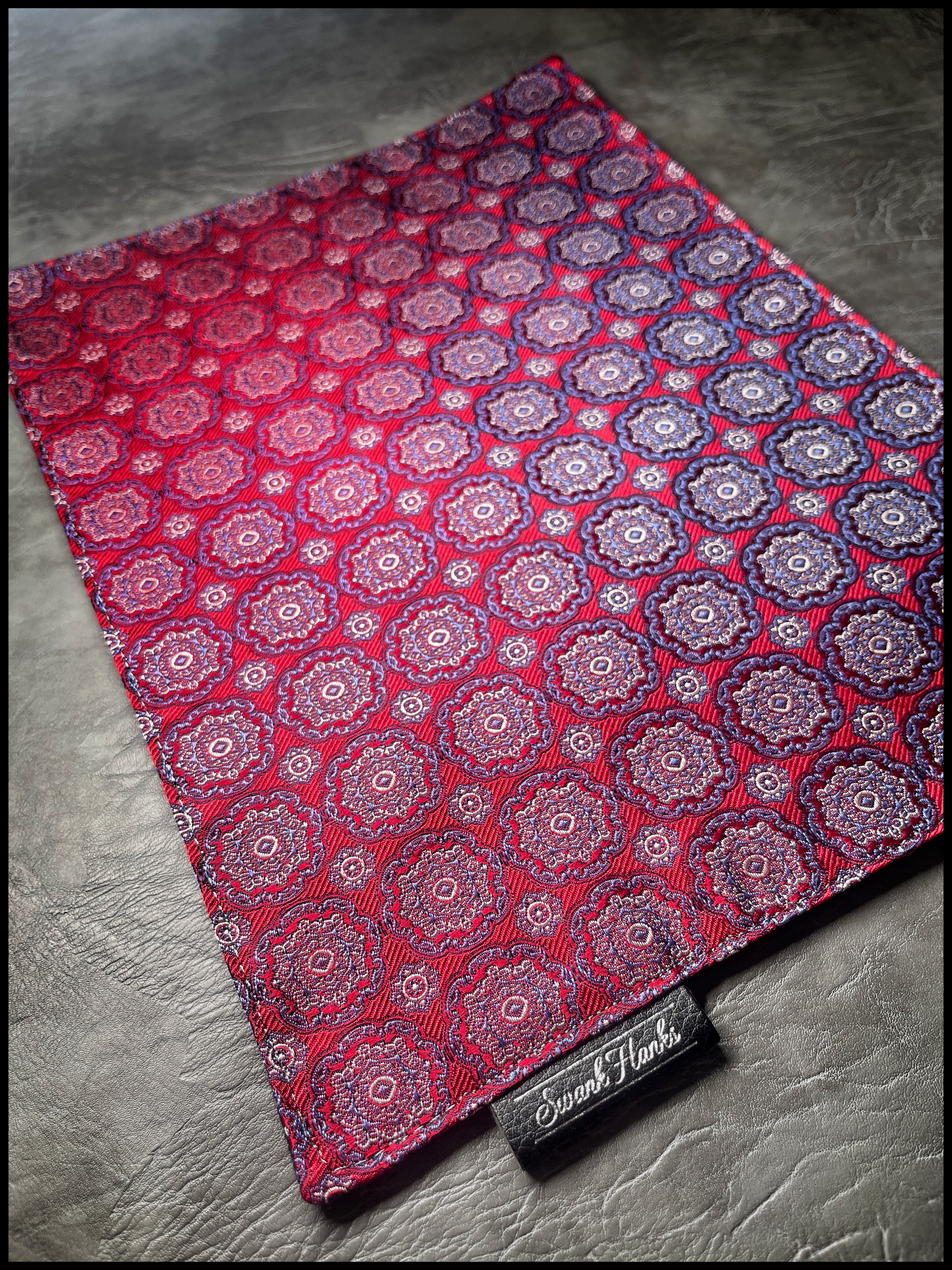 Red Robin Silk Hanks