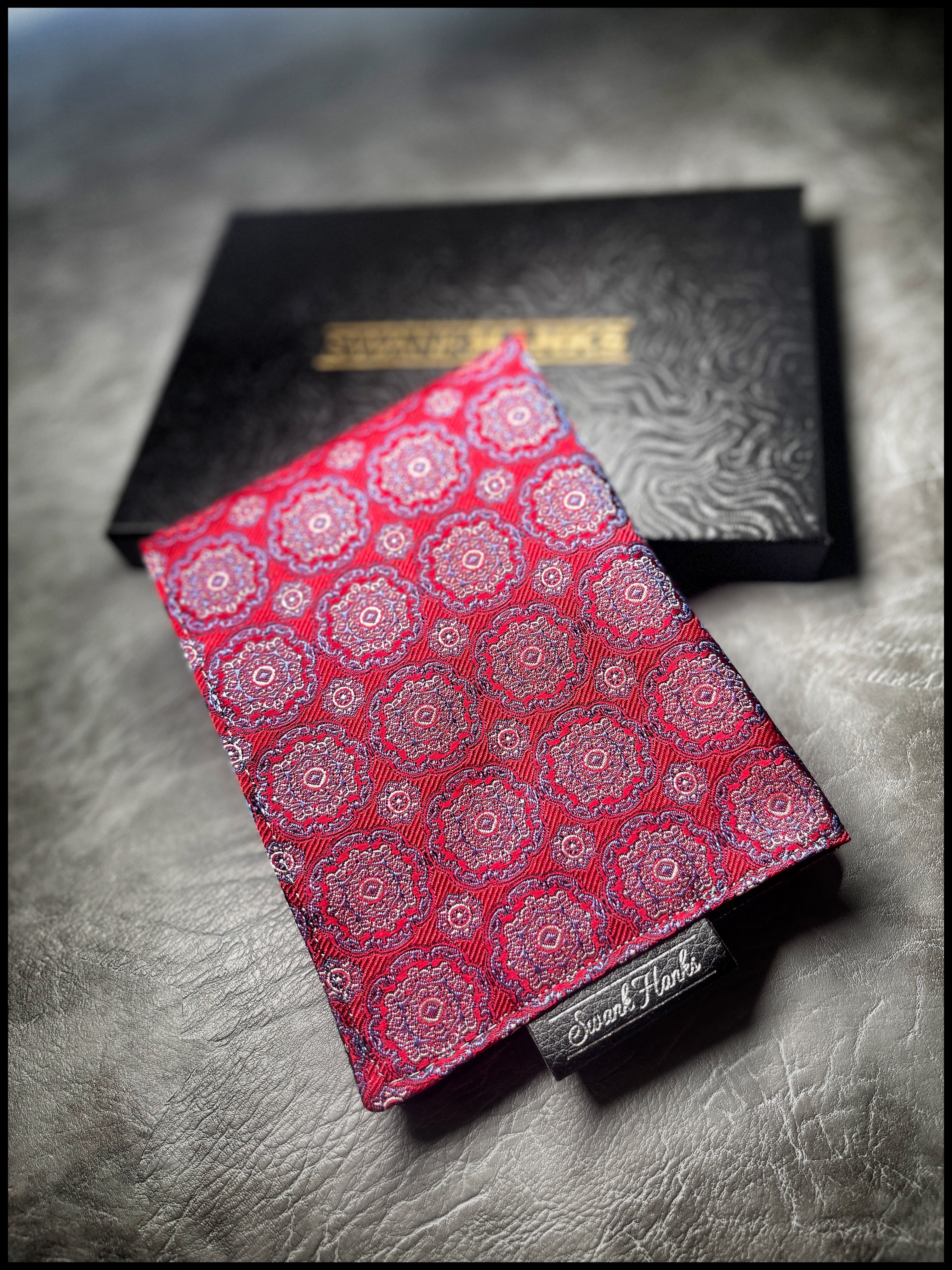 Red Robin Silk Hanks