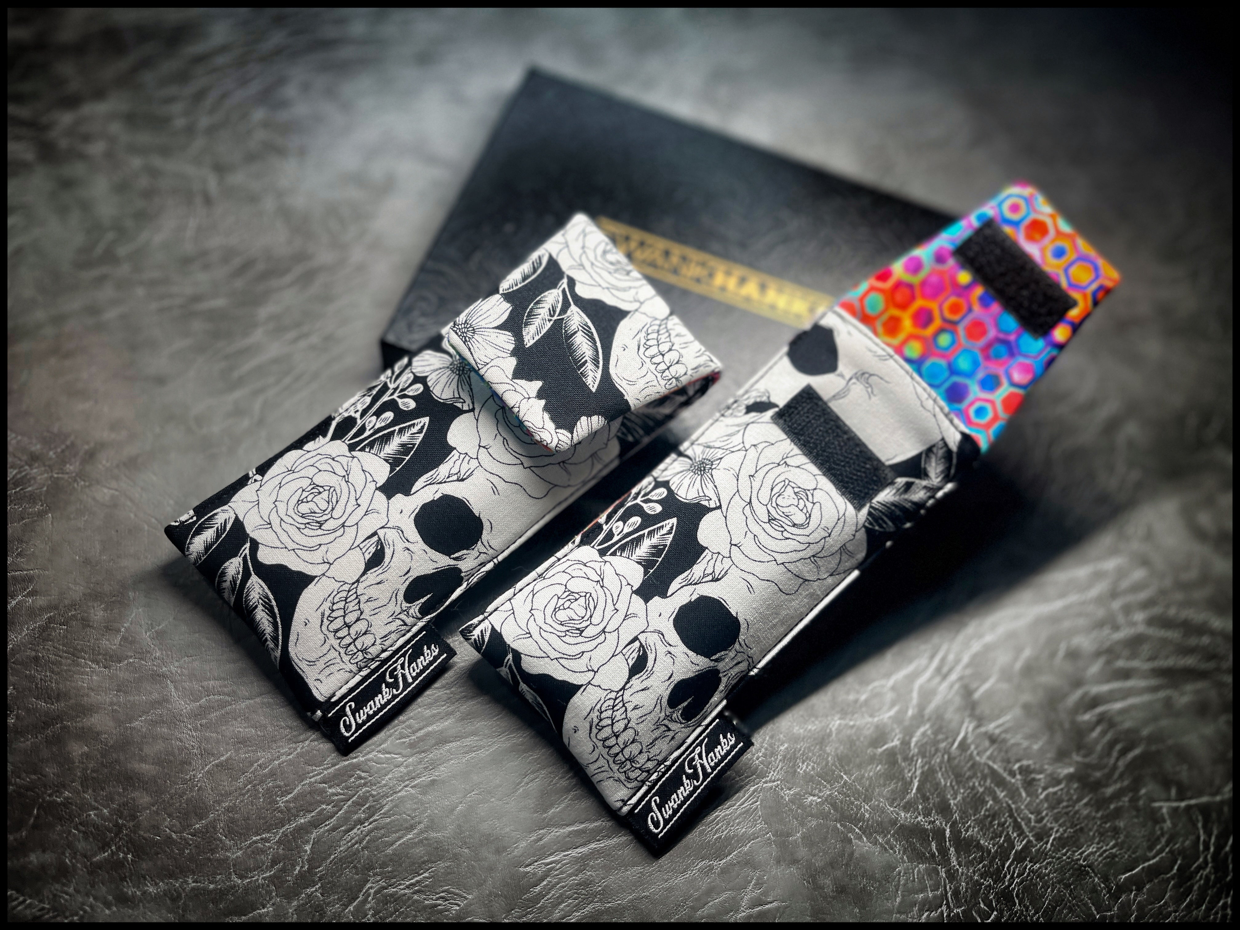 B&W Skull/ Neon Honeycomb Single Pouch