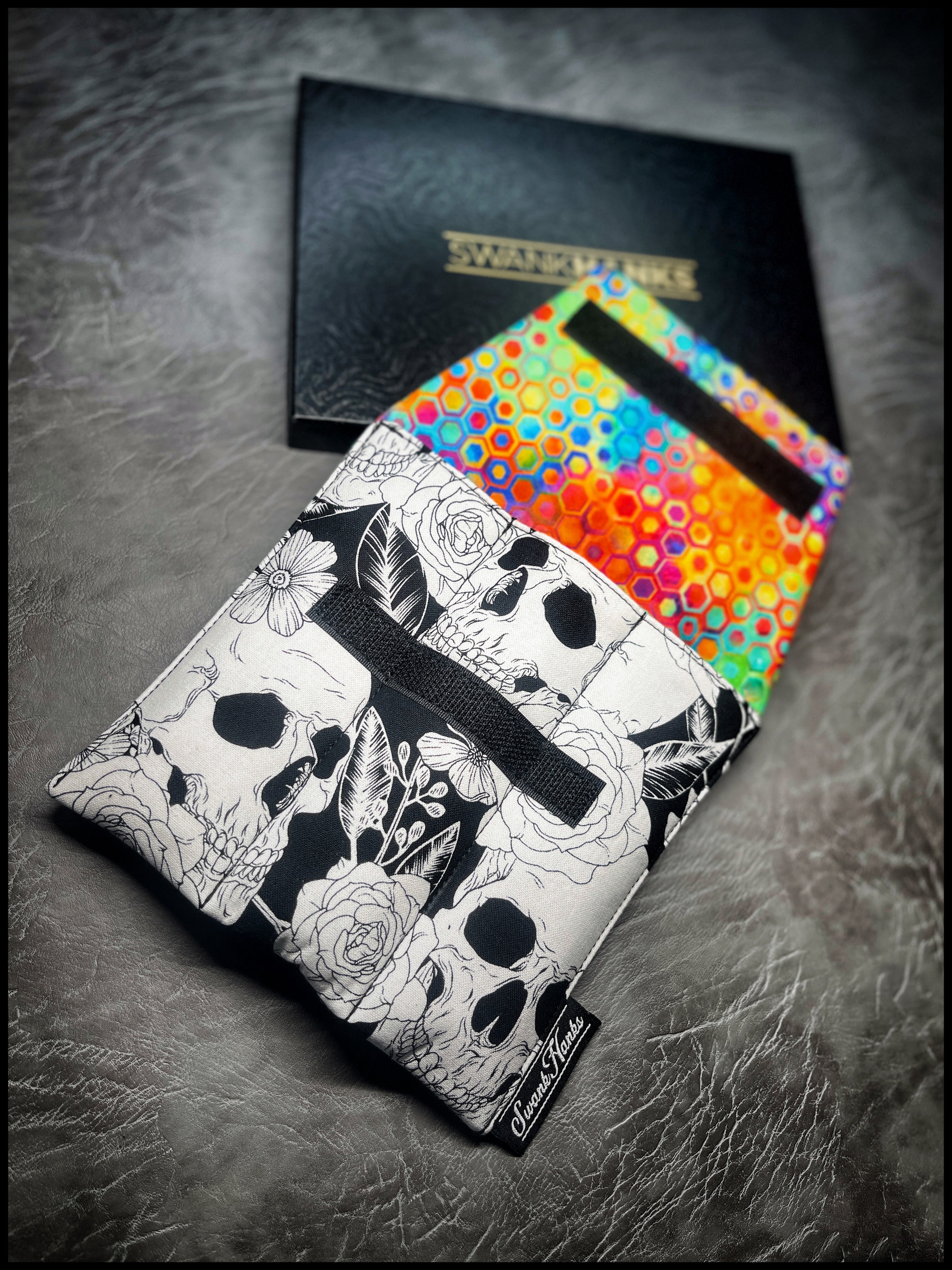 1-OFF B&W Skull/ Neon Honeycomb Triple-Slot Pouch