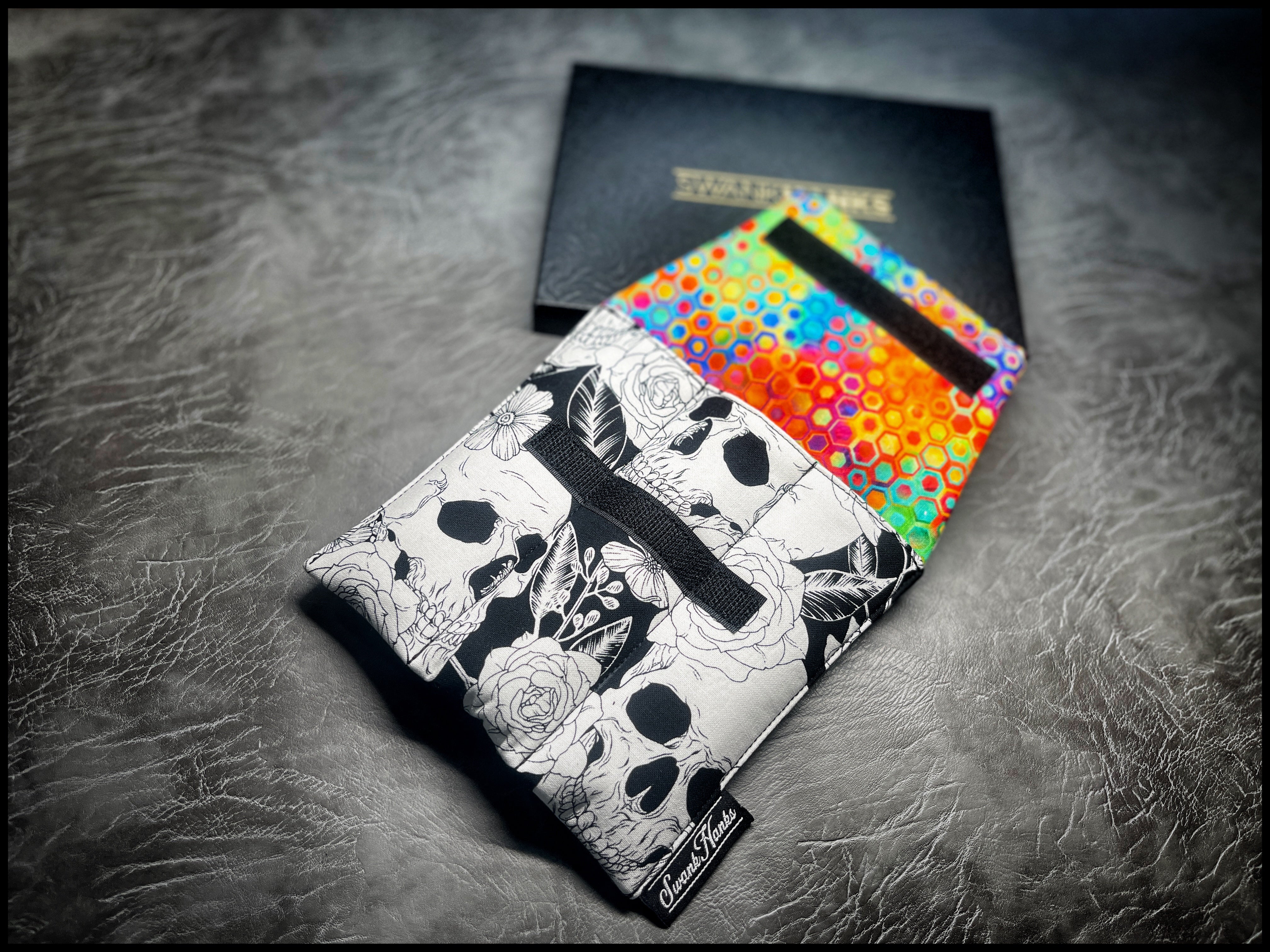 1-OFF B&W Skull/ Neon Honeycomb Triple-Slot Pouch