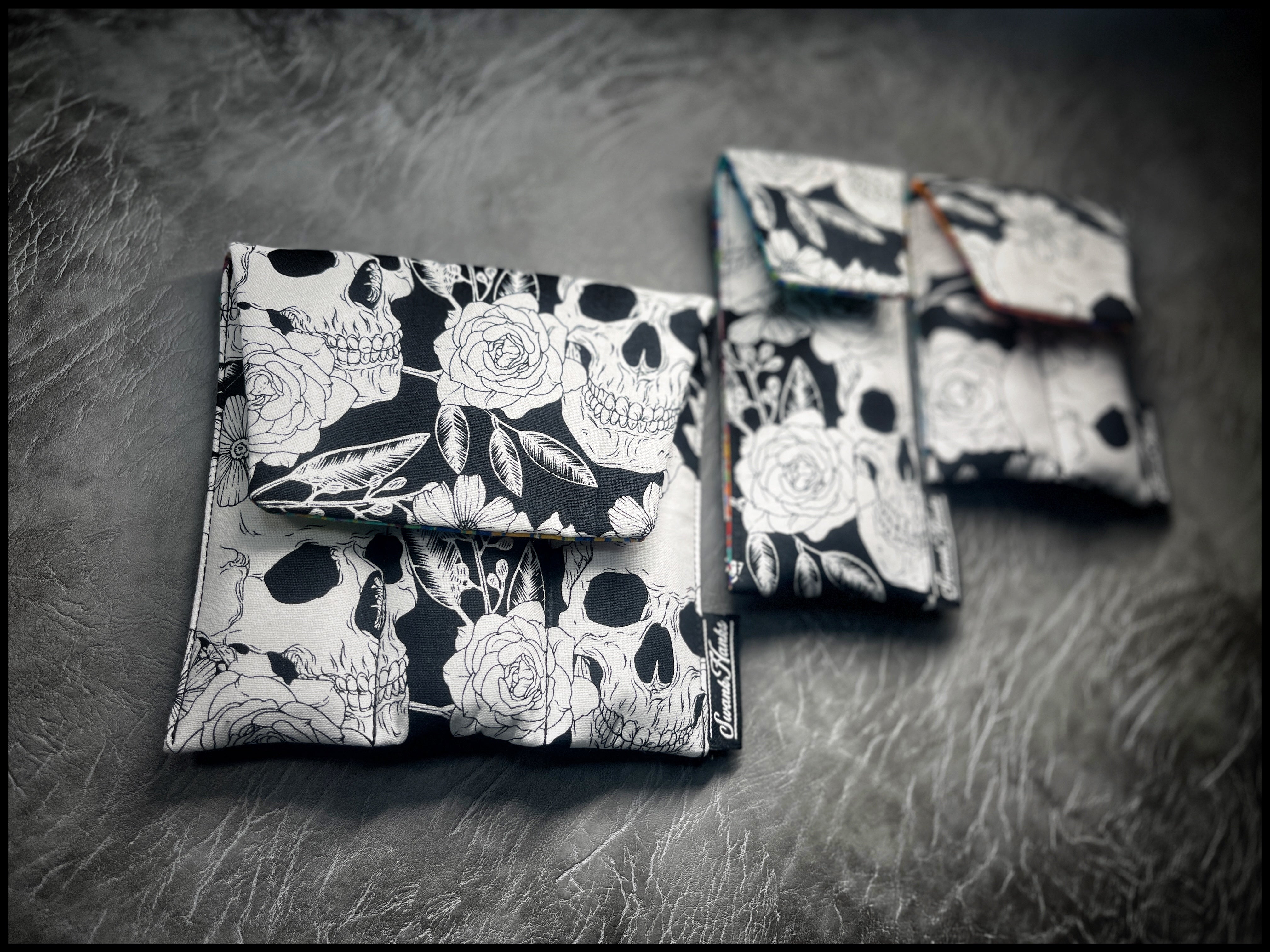 1-OFF B&W Skull/ Neon Honeycomb Triple-Slot Pouch