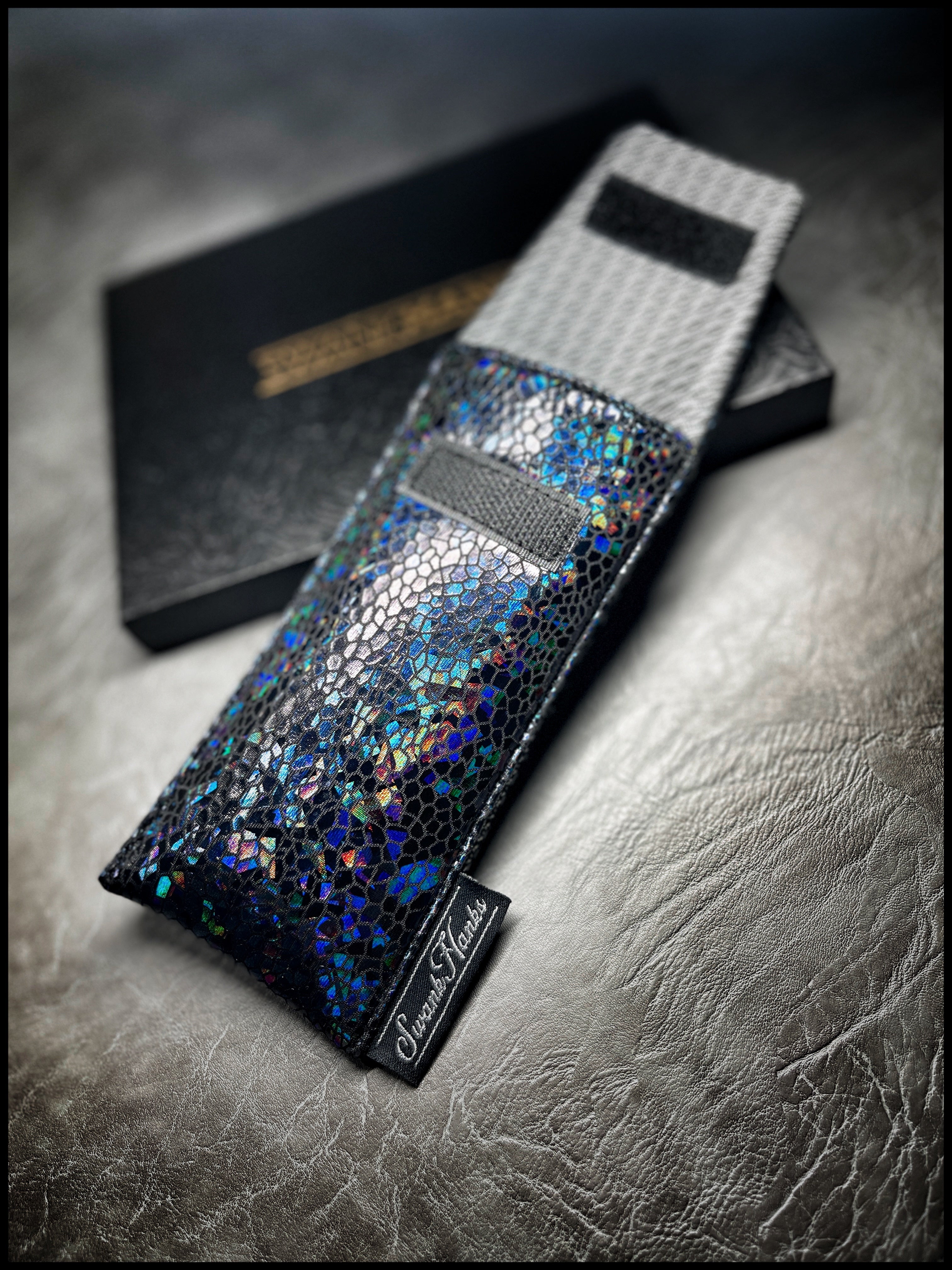UV DragonScale/ Satin Gunmetal Silk Single Pouch