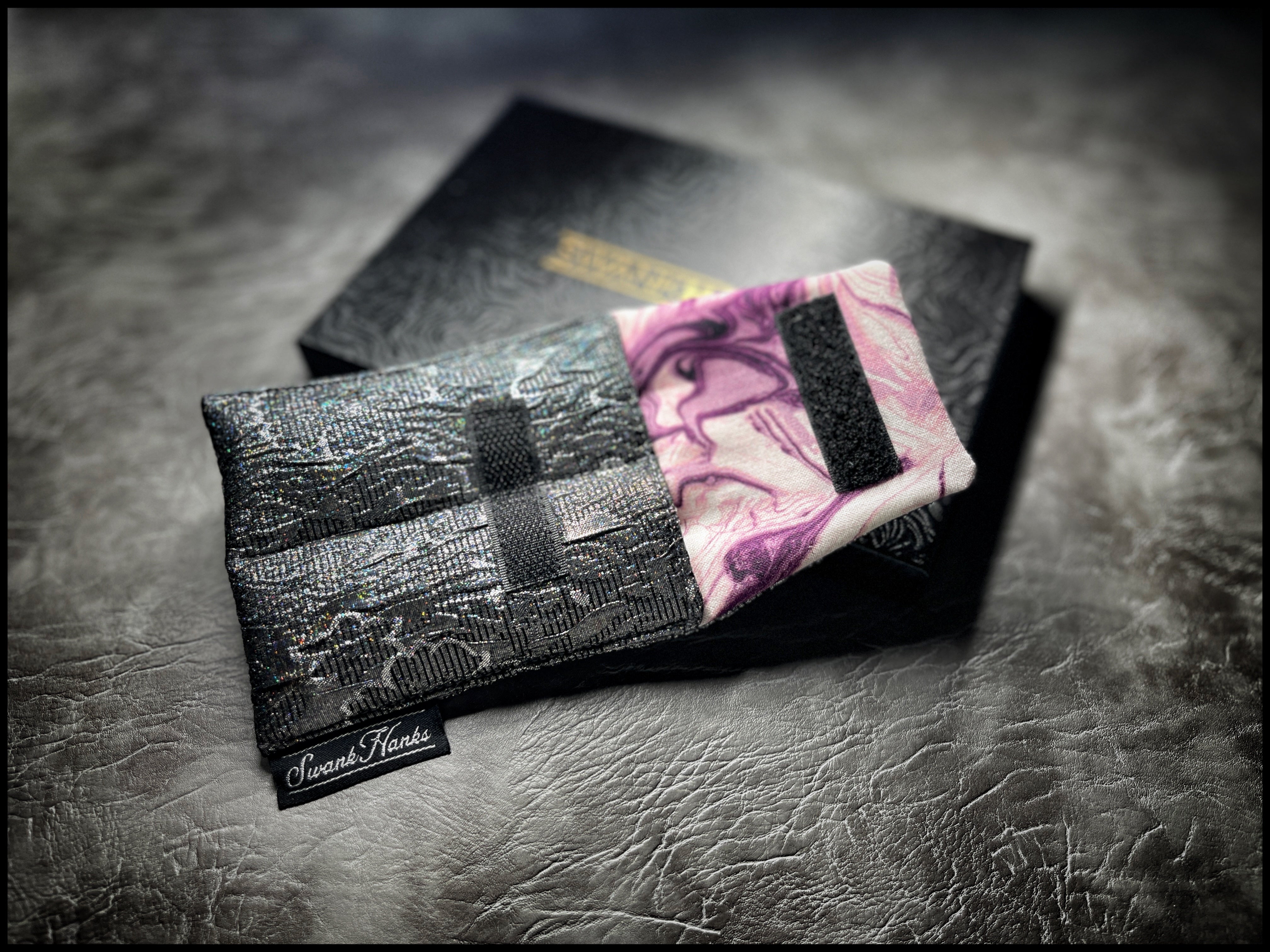 Molten V4 Mini Double Slot Pouch