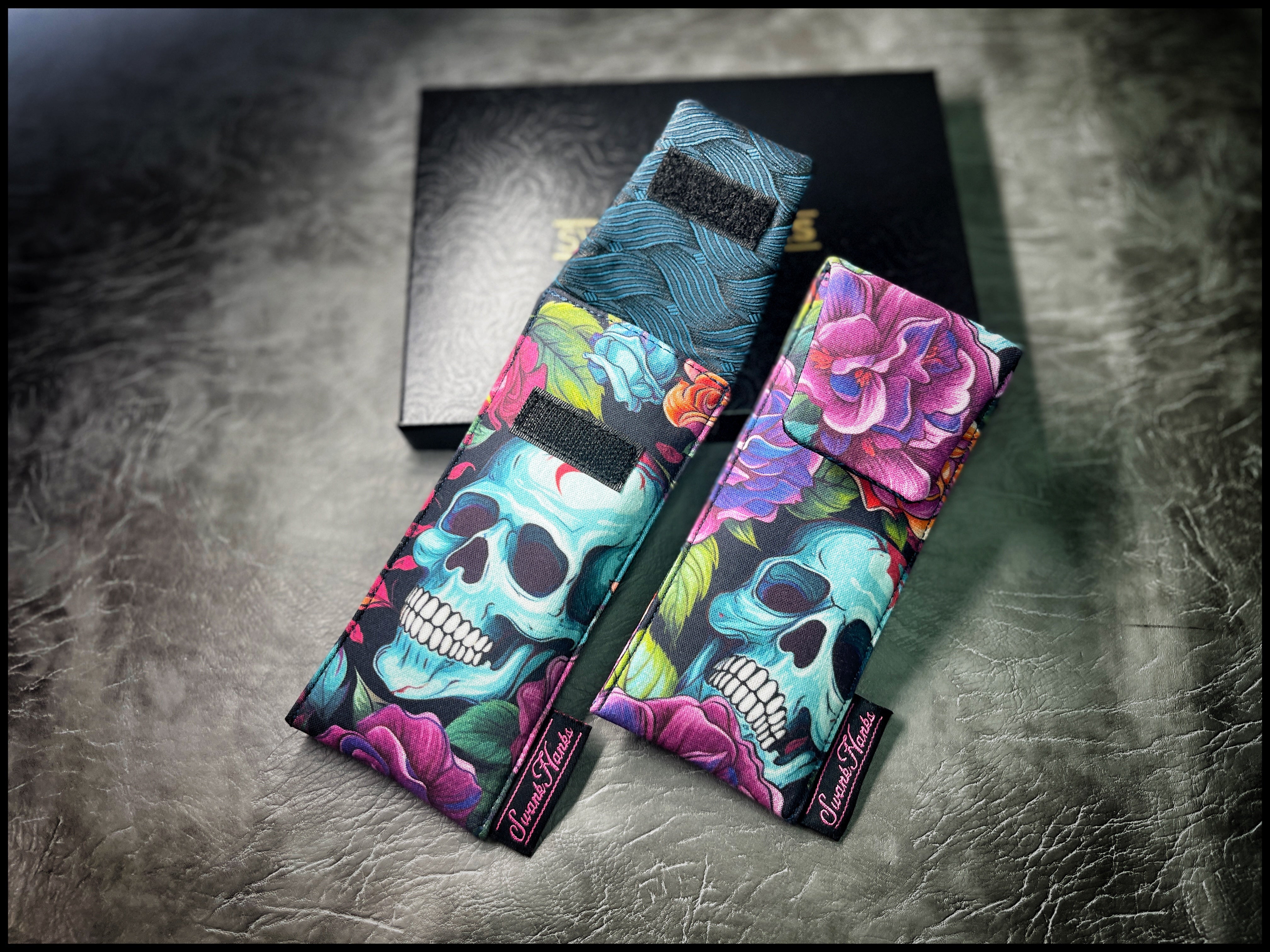 Blurple Floral Skull Hanks