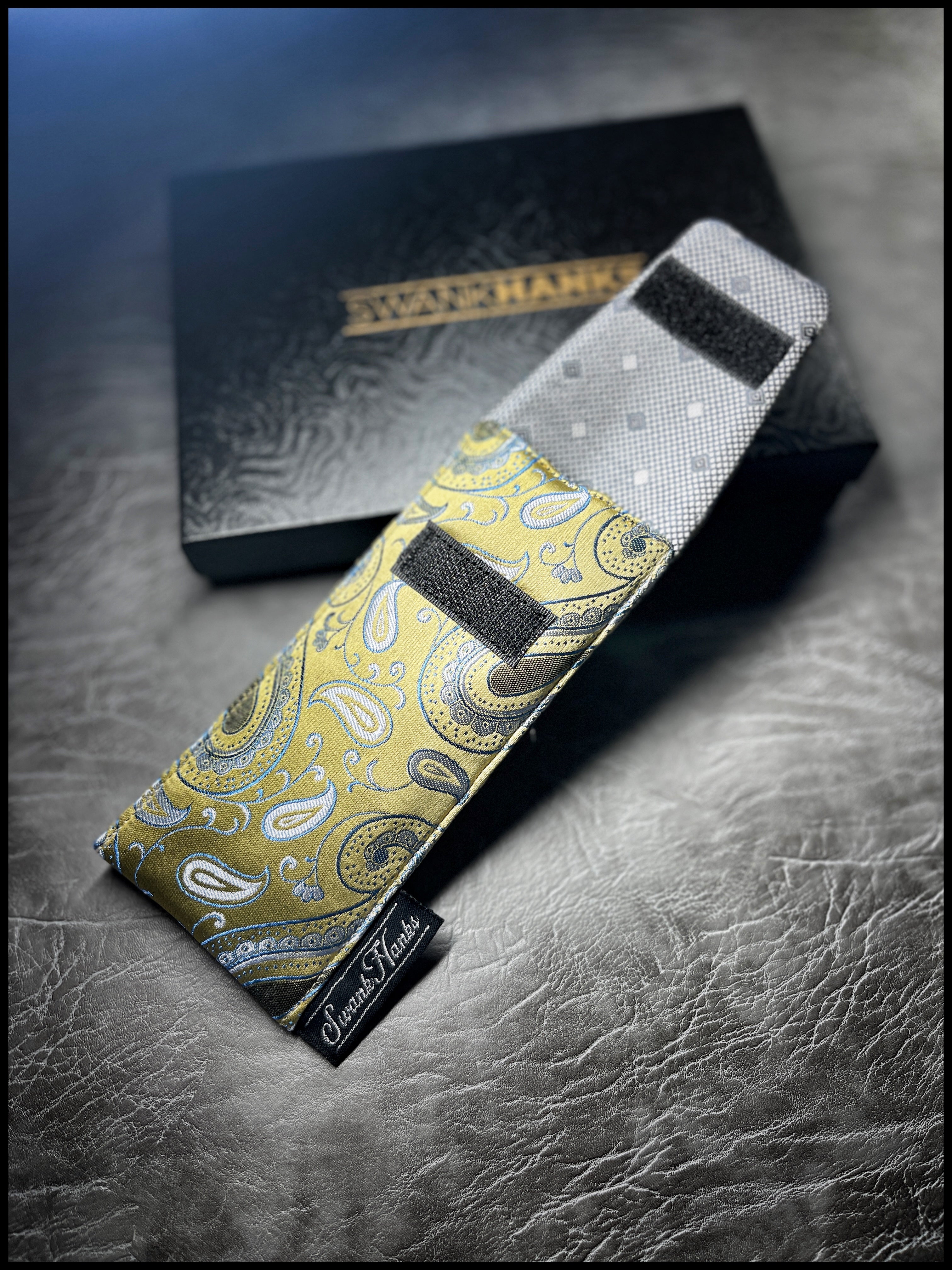 Royal Gold Silk Jacquard Paisley Single Pouch
