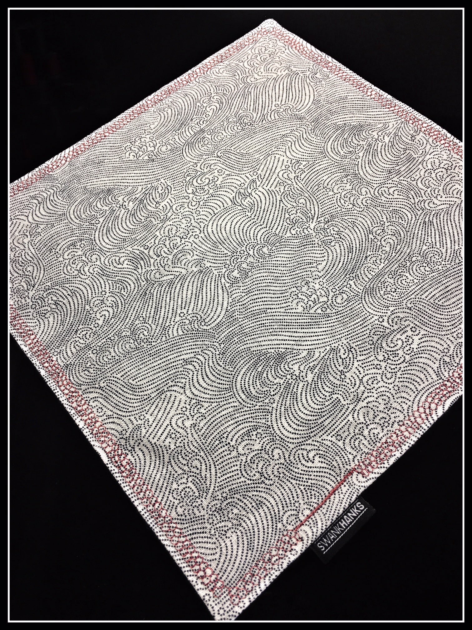 Hokusai Lines One-Off (red)