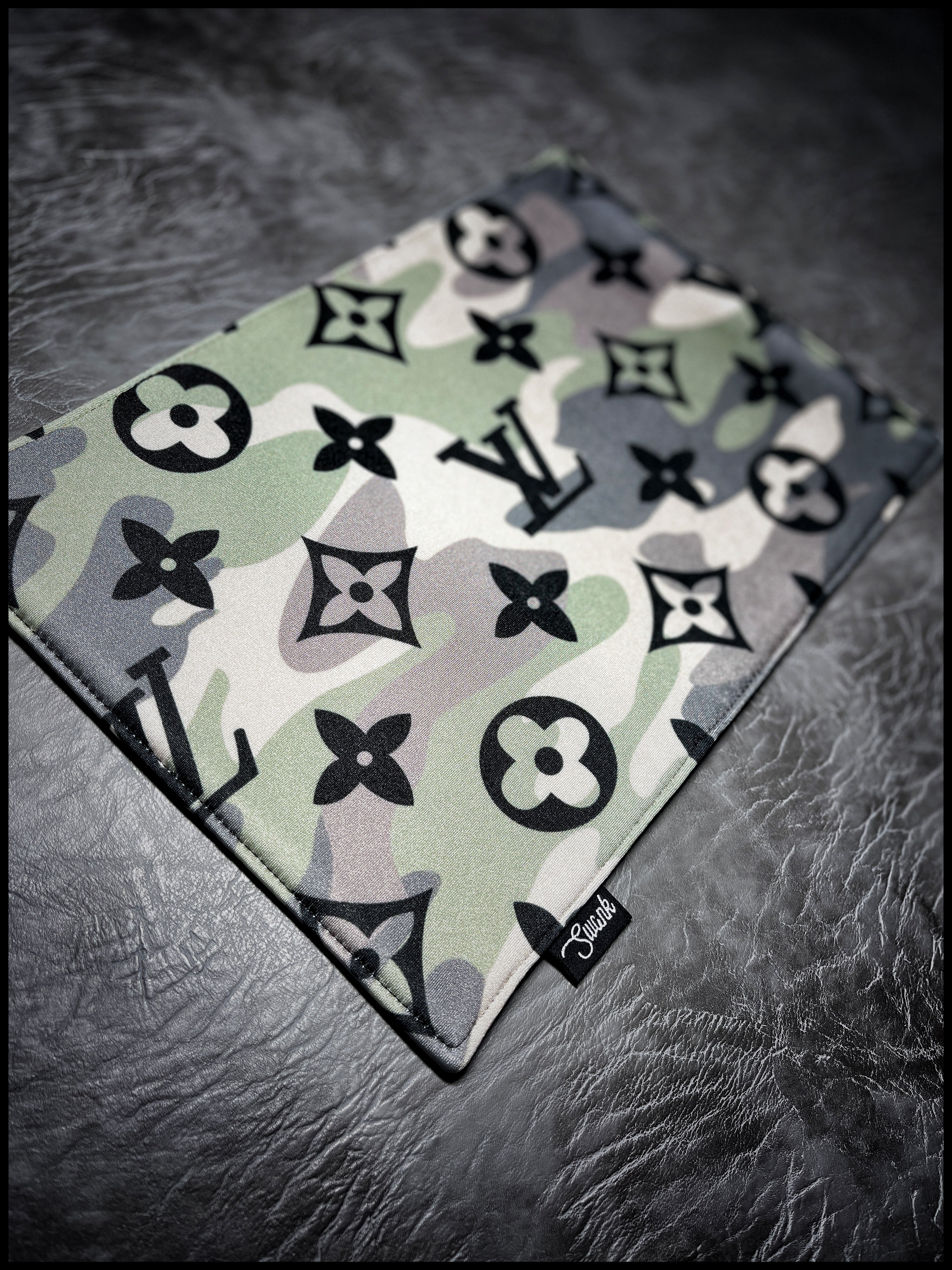 LV Camo Mat