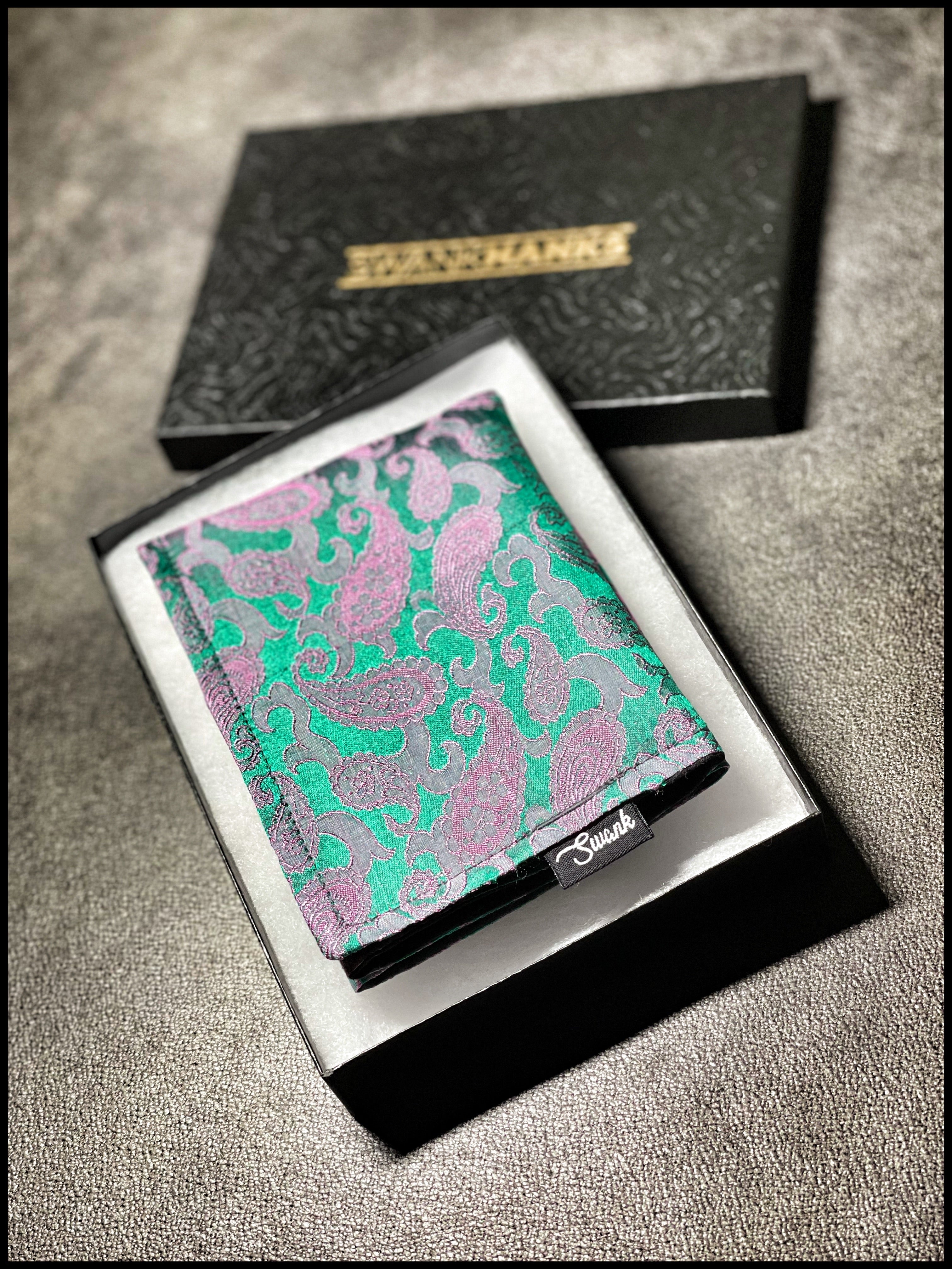 - Silk paisley color shifter