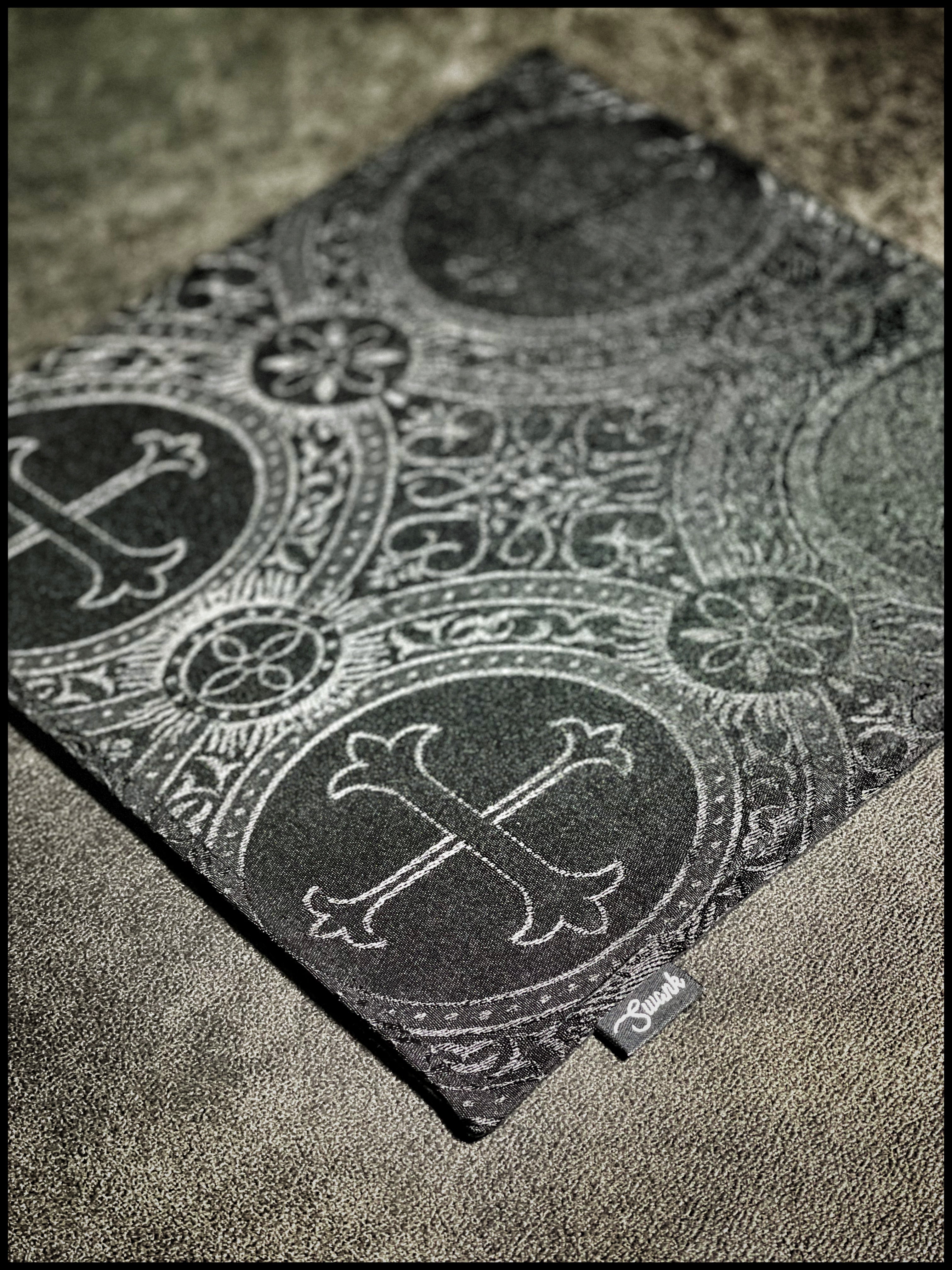 Holy Cross (matte/gloss)