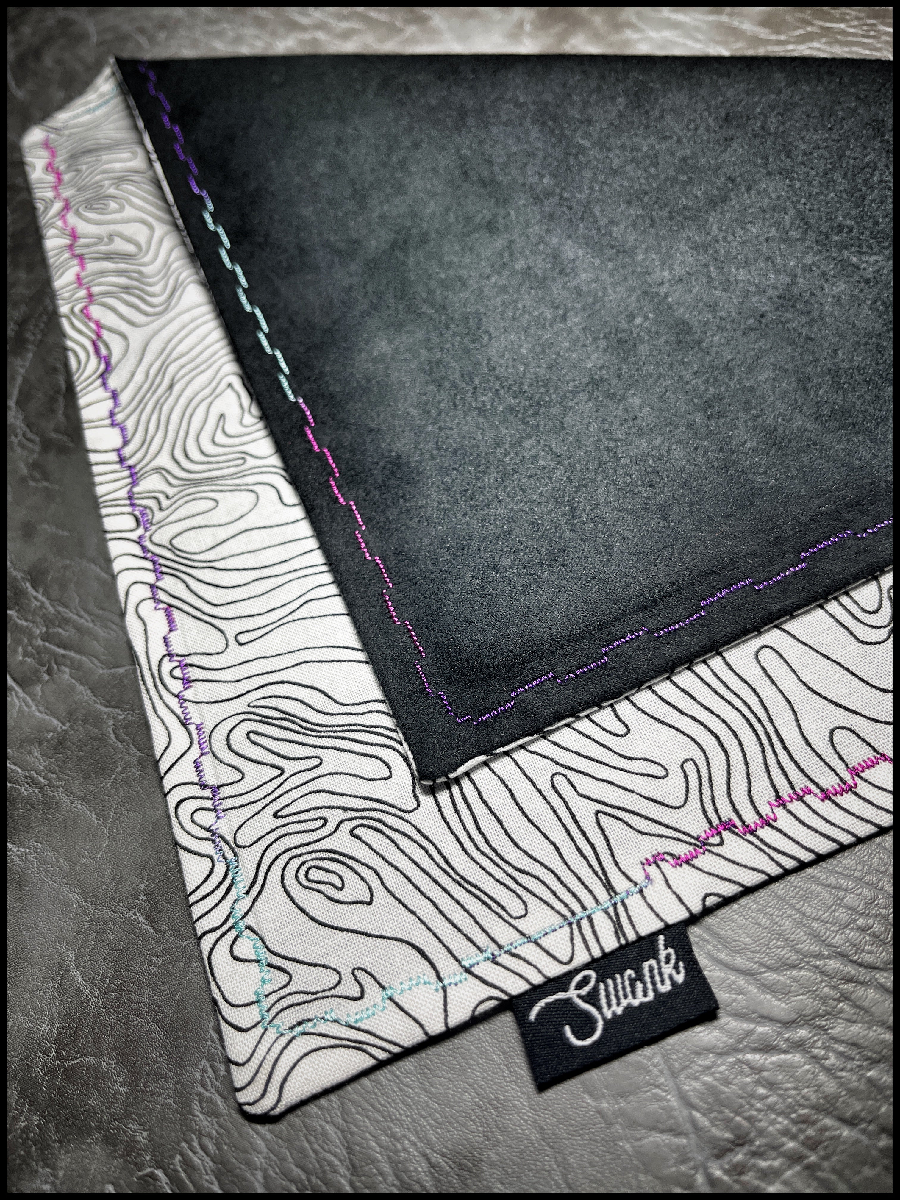 Topo (3-color)