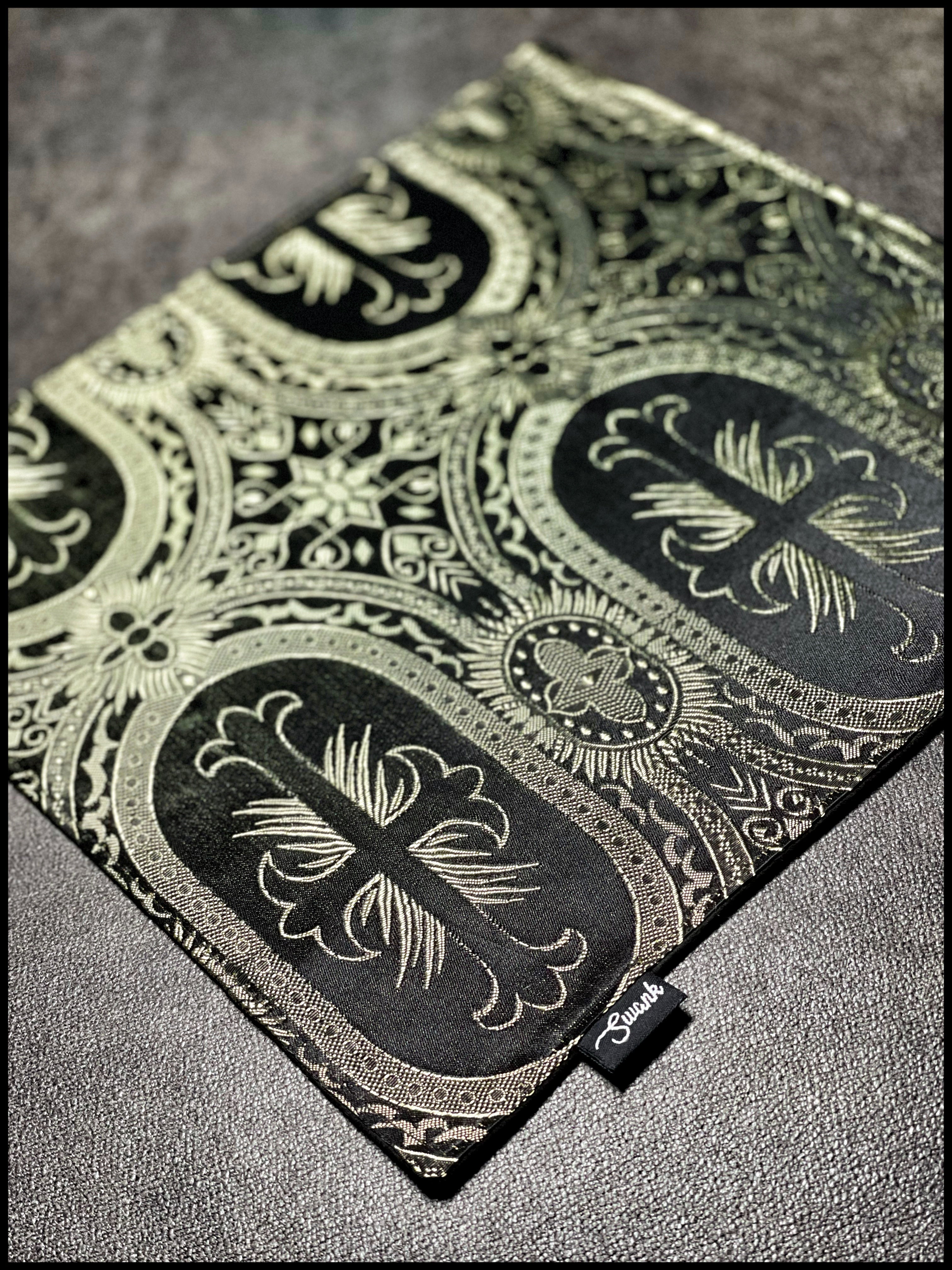 Matte Gold/Black Cross