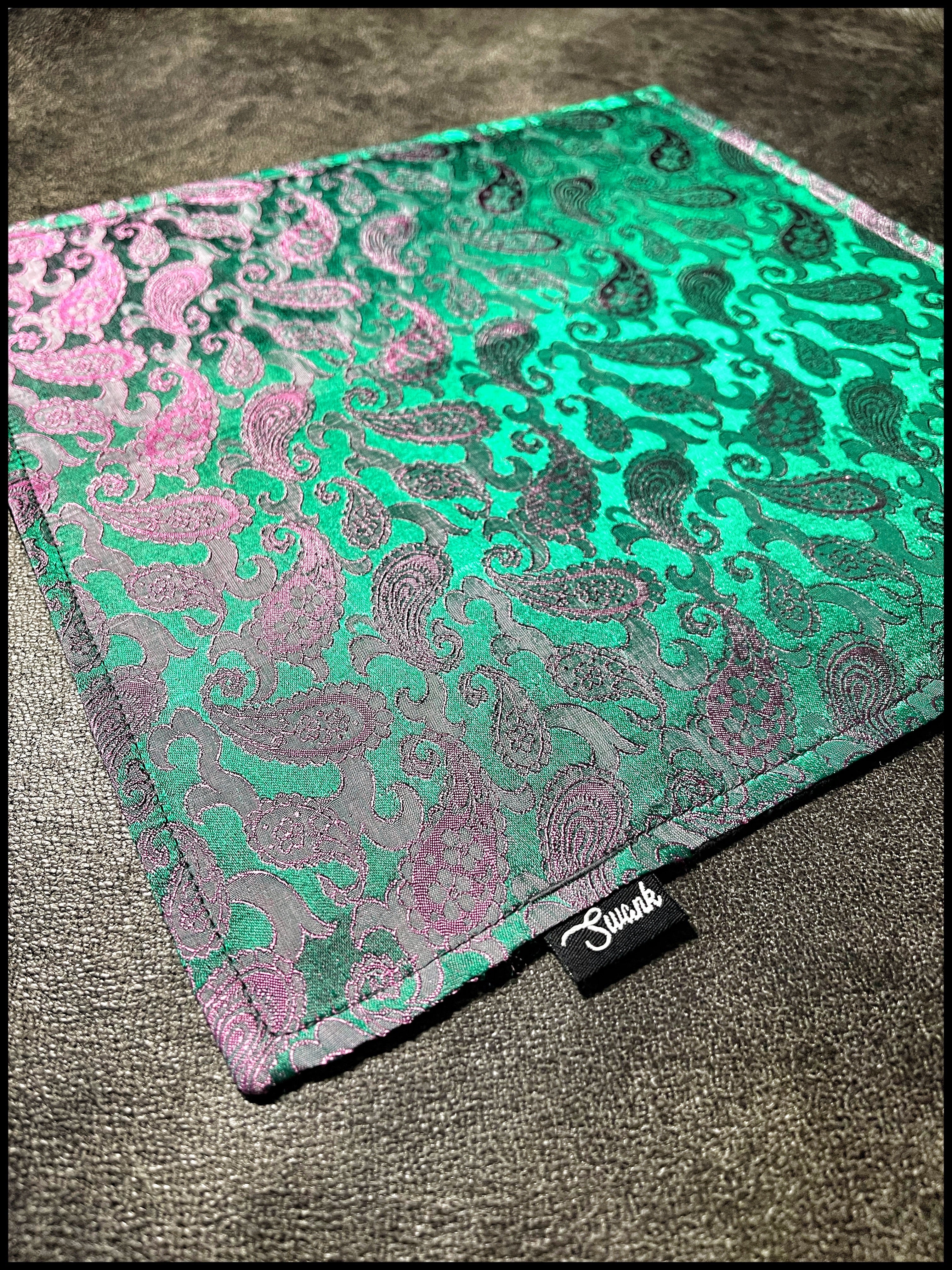 - Silk paisley color shifter