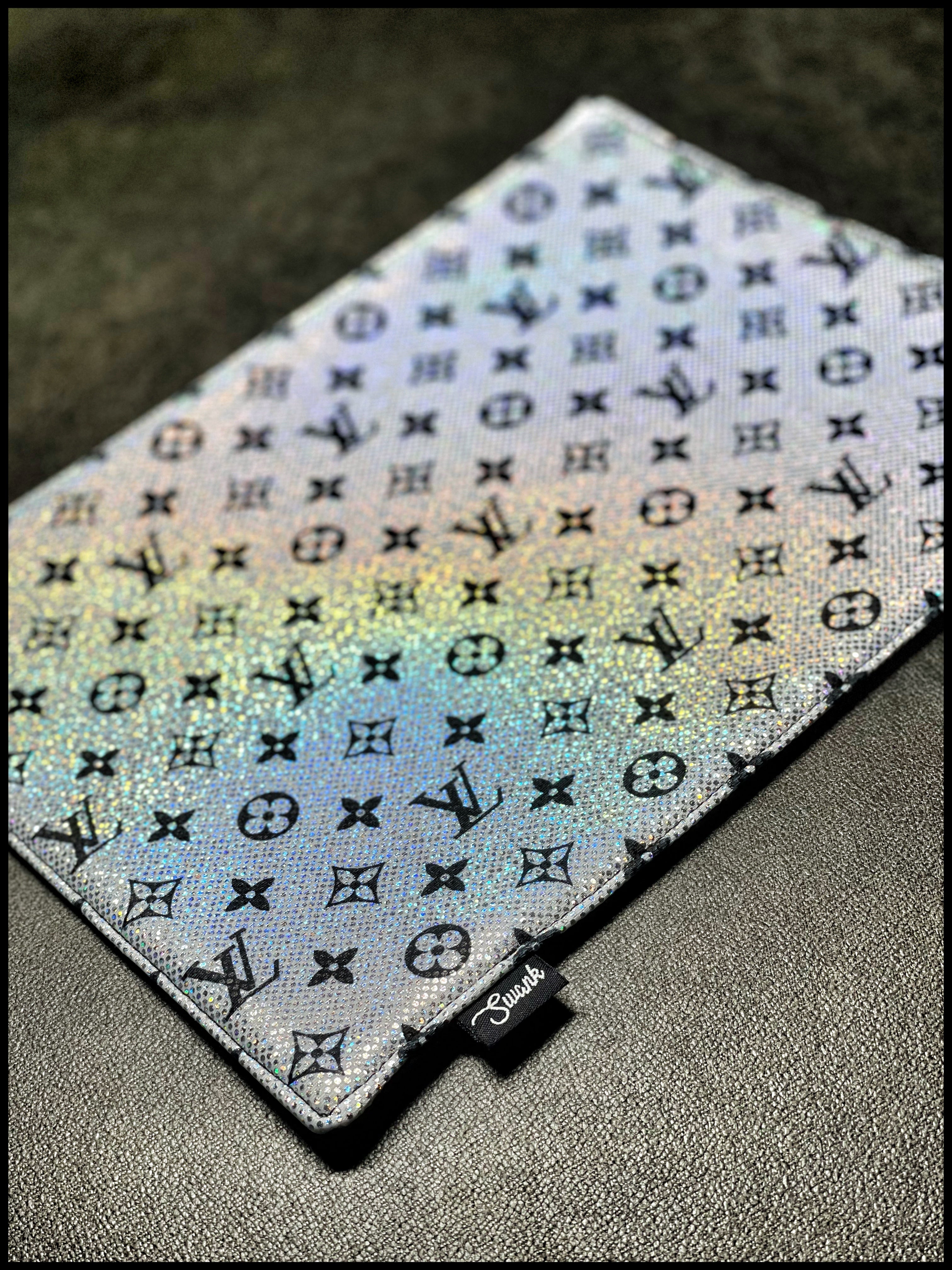 LV Holo EDC Mat