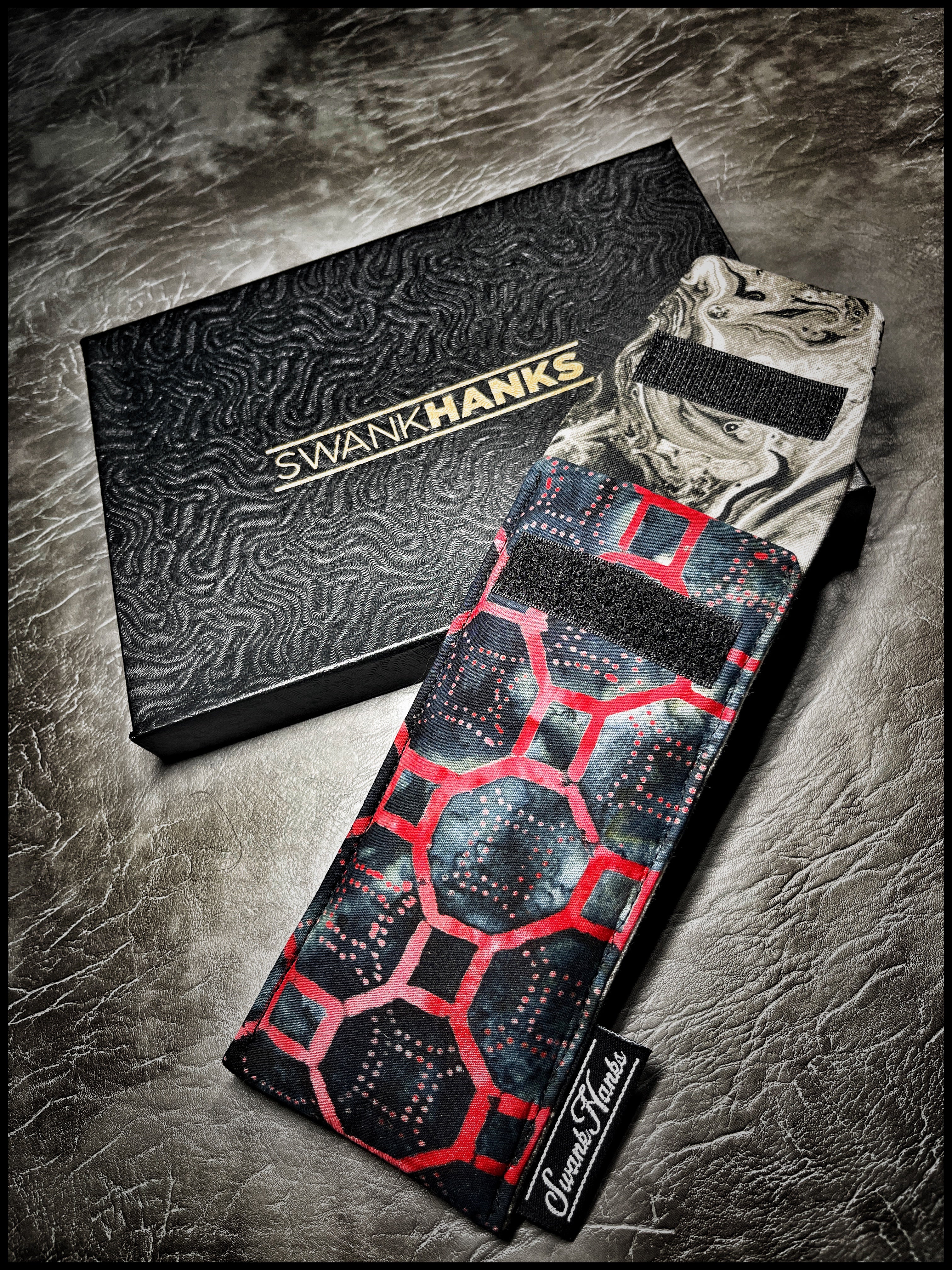 Red Hex/Marble Pouch