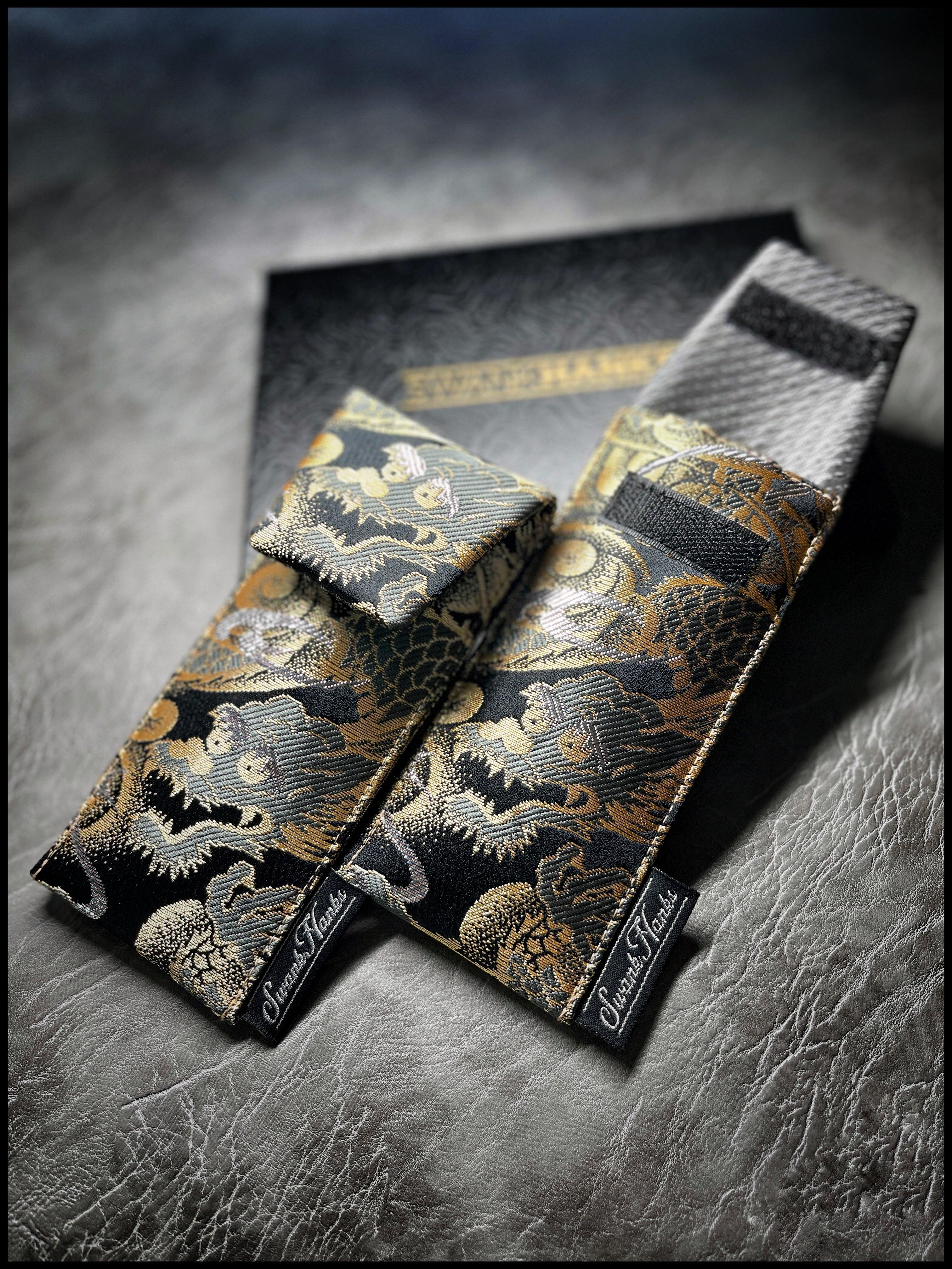 Dragon Silk Brocade V4 Single Pouch