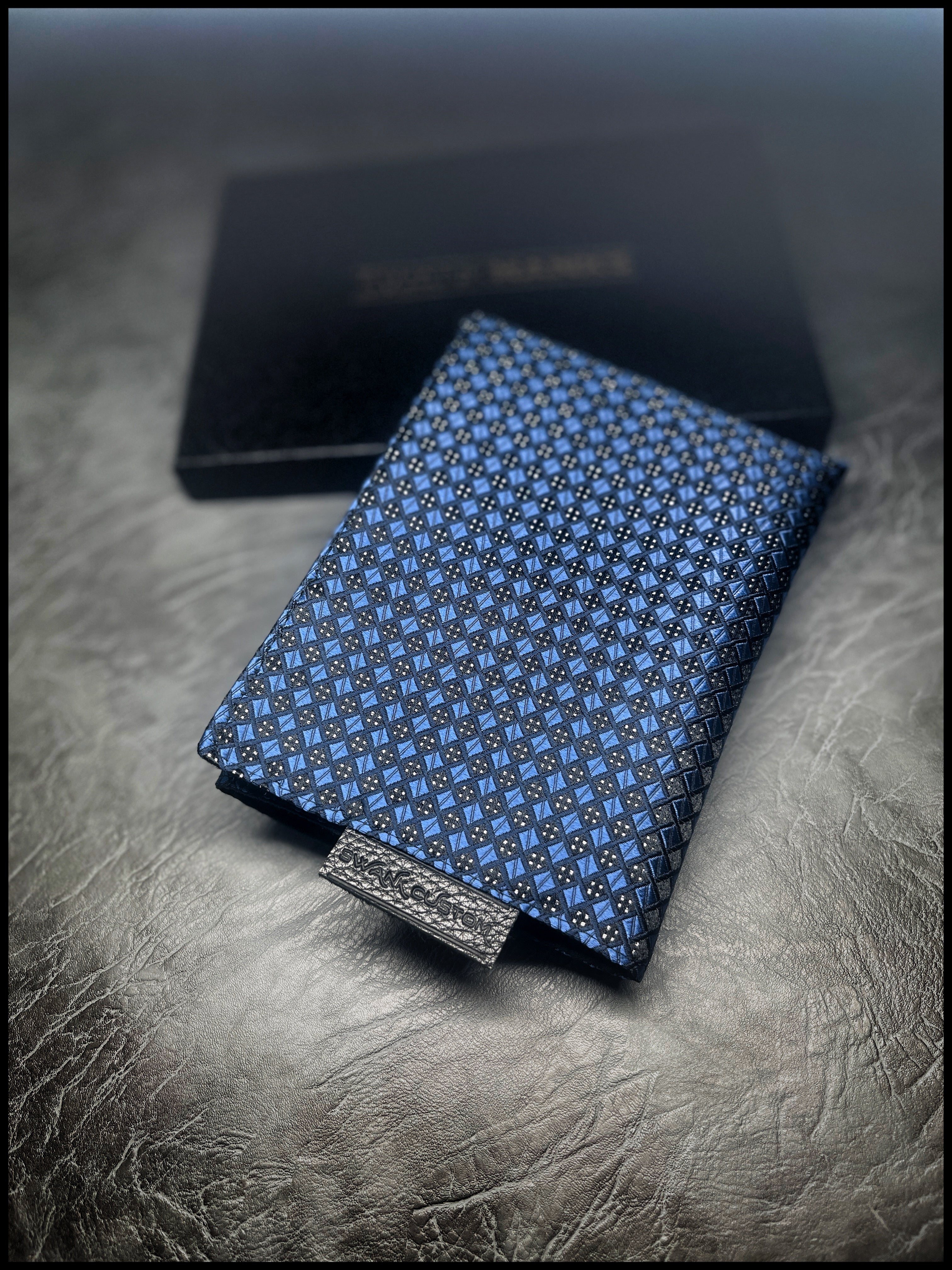 Tiny checkers blue/silver