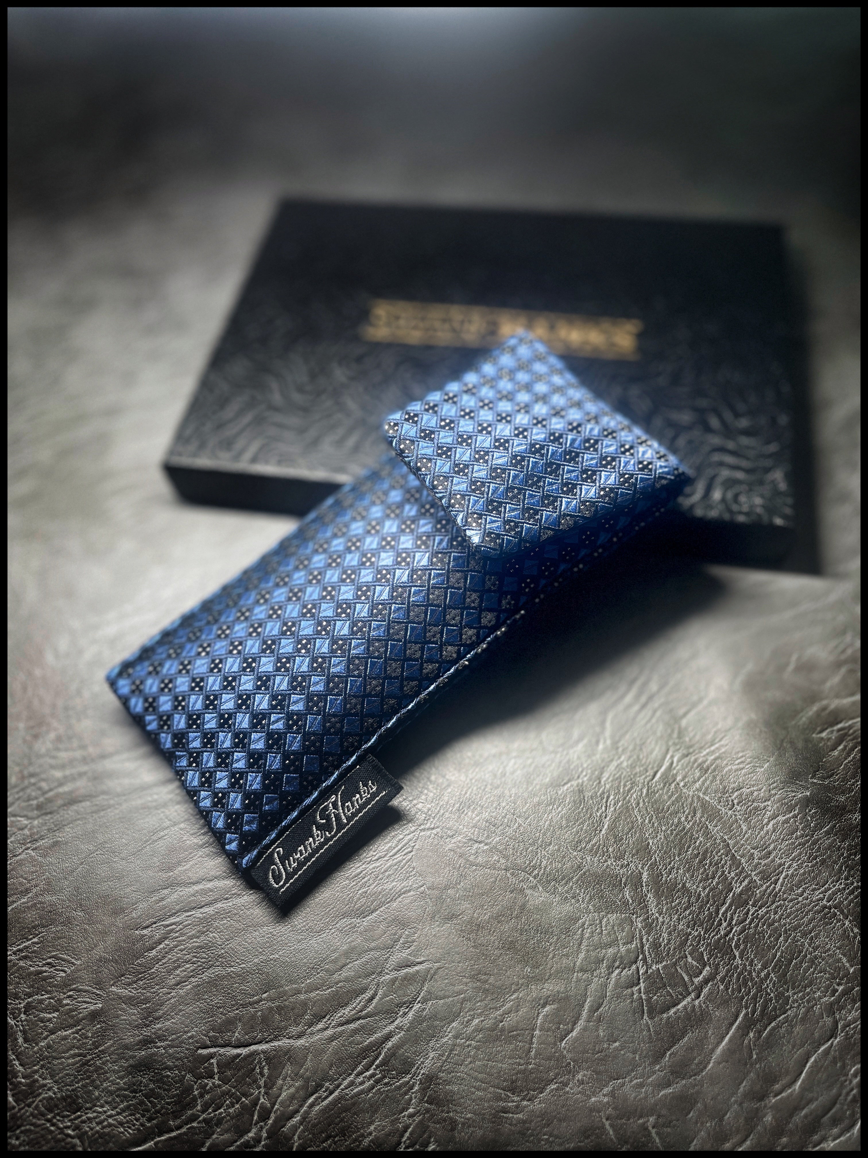 Tiny Checkers blue/silver Single Pouch
