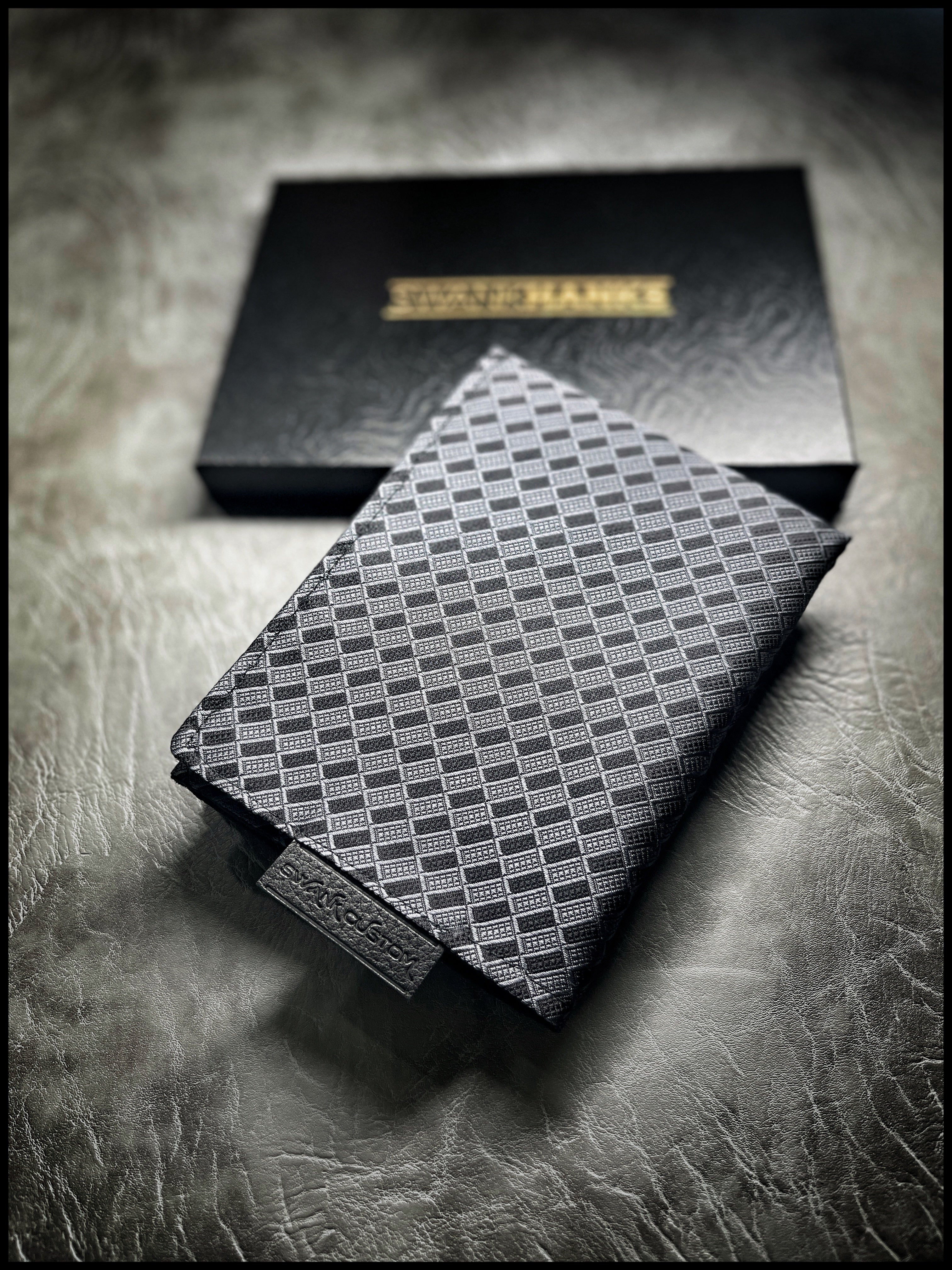 Gunmetal Textured Checkers Hanks