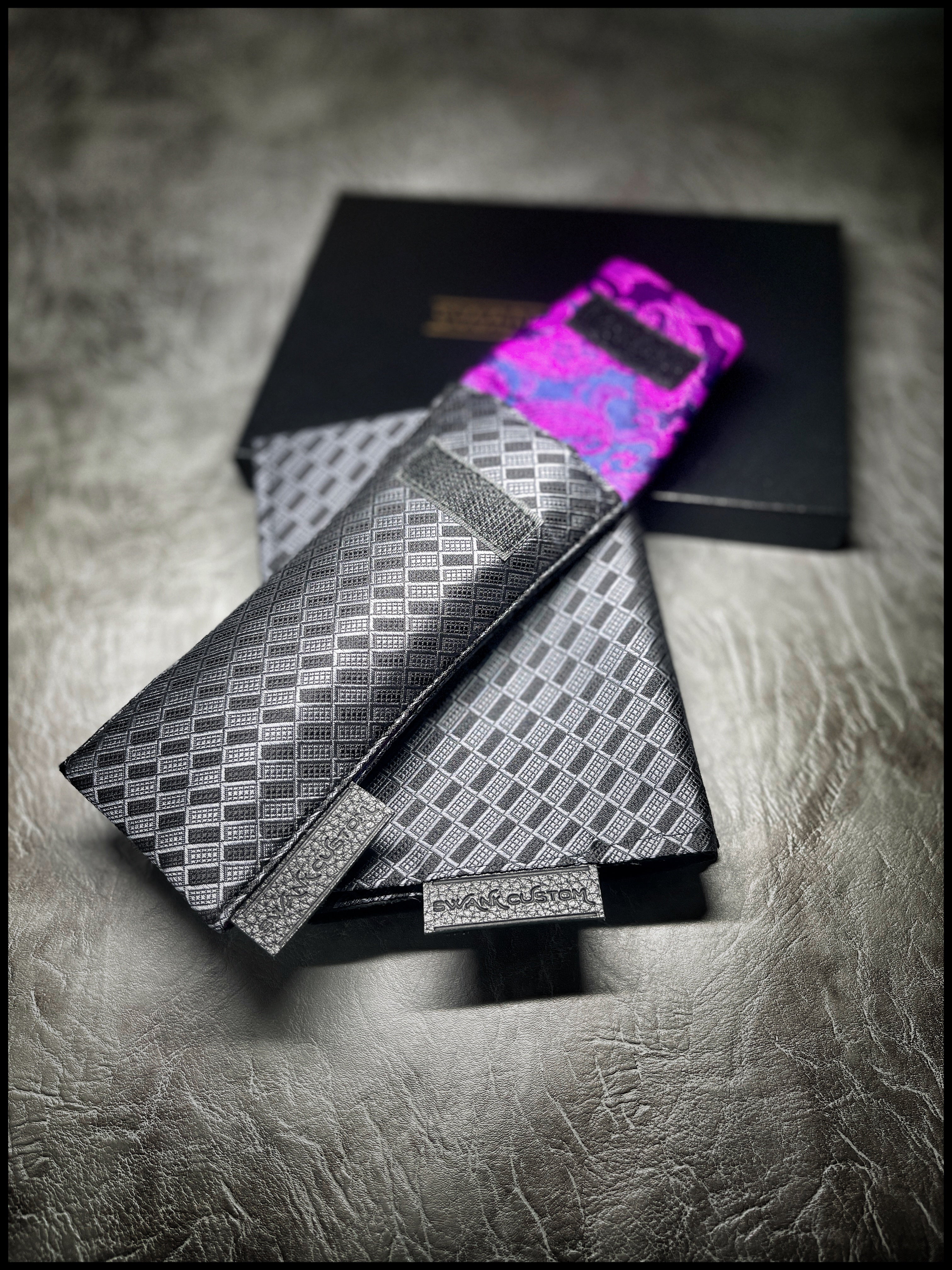 Gunmetal Textured Checkers/Blurple Silk Paisley Single Pouch