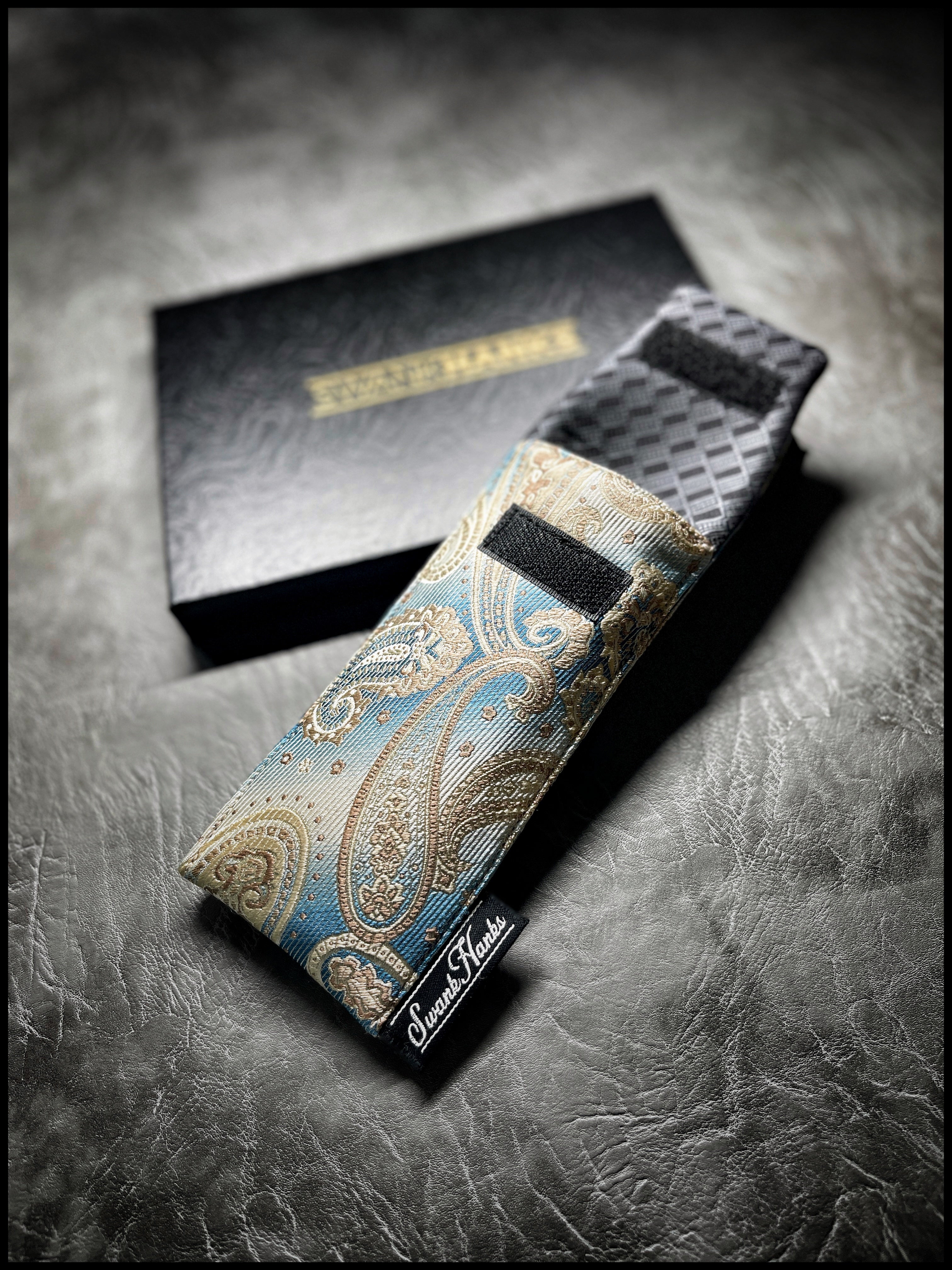 Chiffon Paisley Stripes Single Pouch