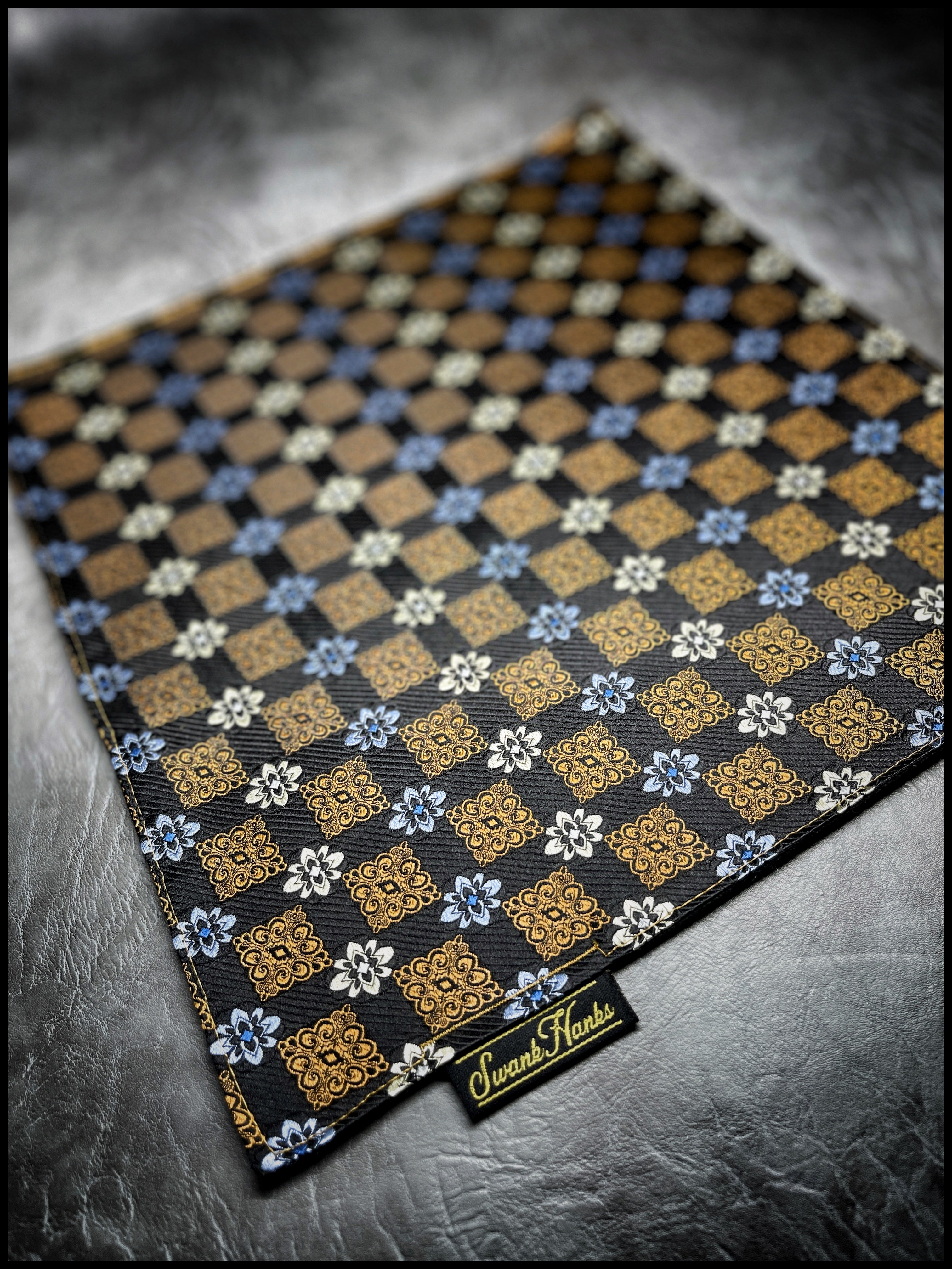 Royal Gold/Black Pinstripe Silk Hanks