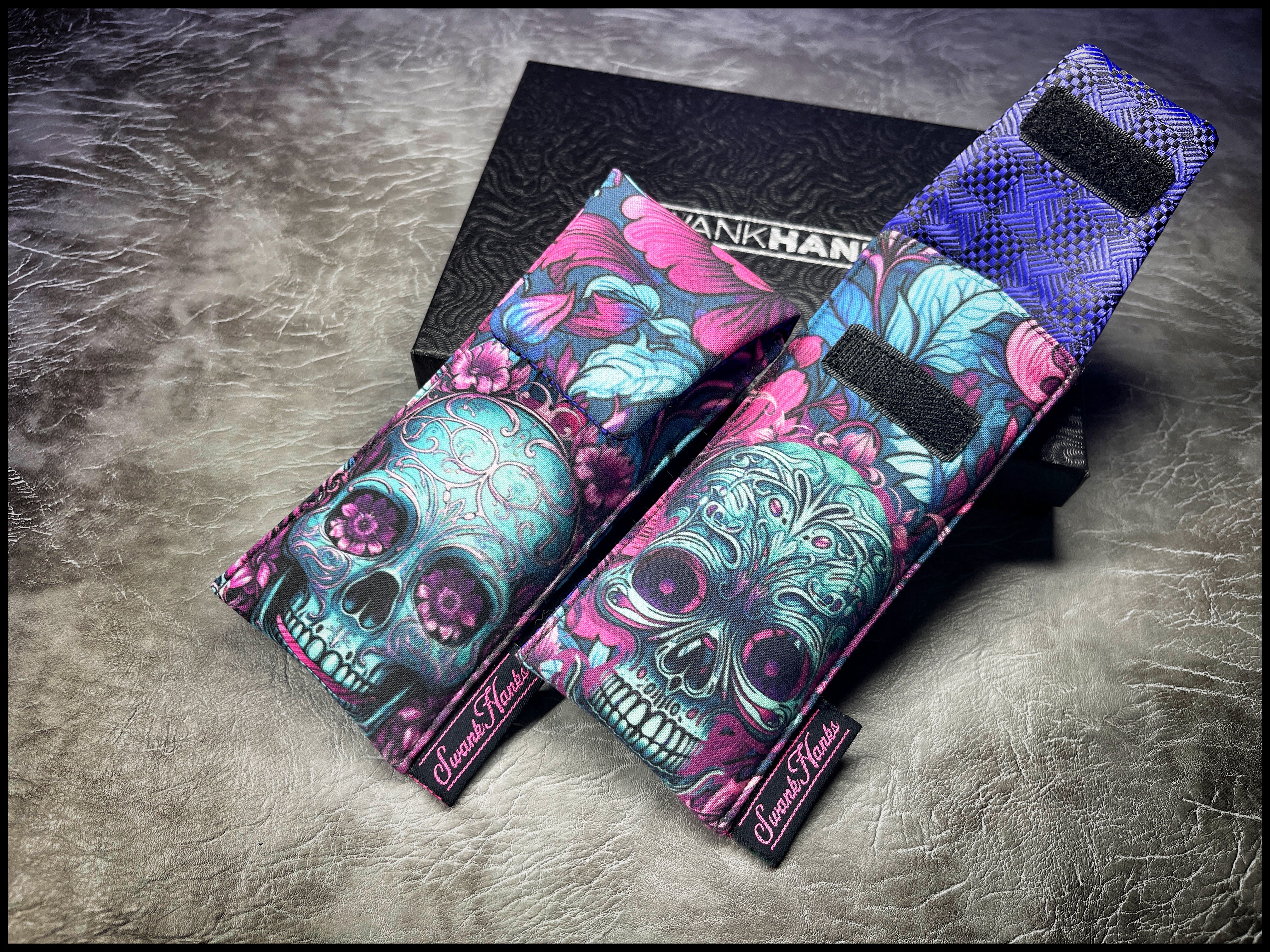 Blurple Floral Skulls V2 / Purp Crosshatch Silk Single Slot Pouch