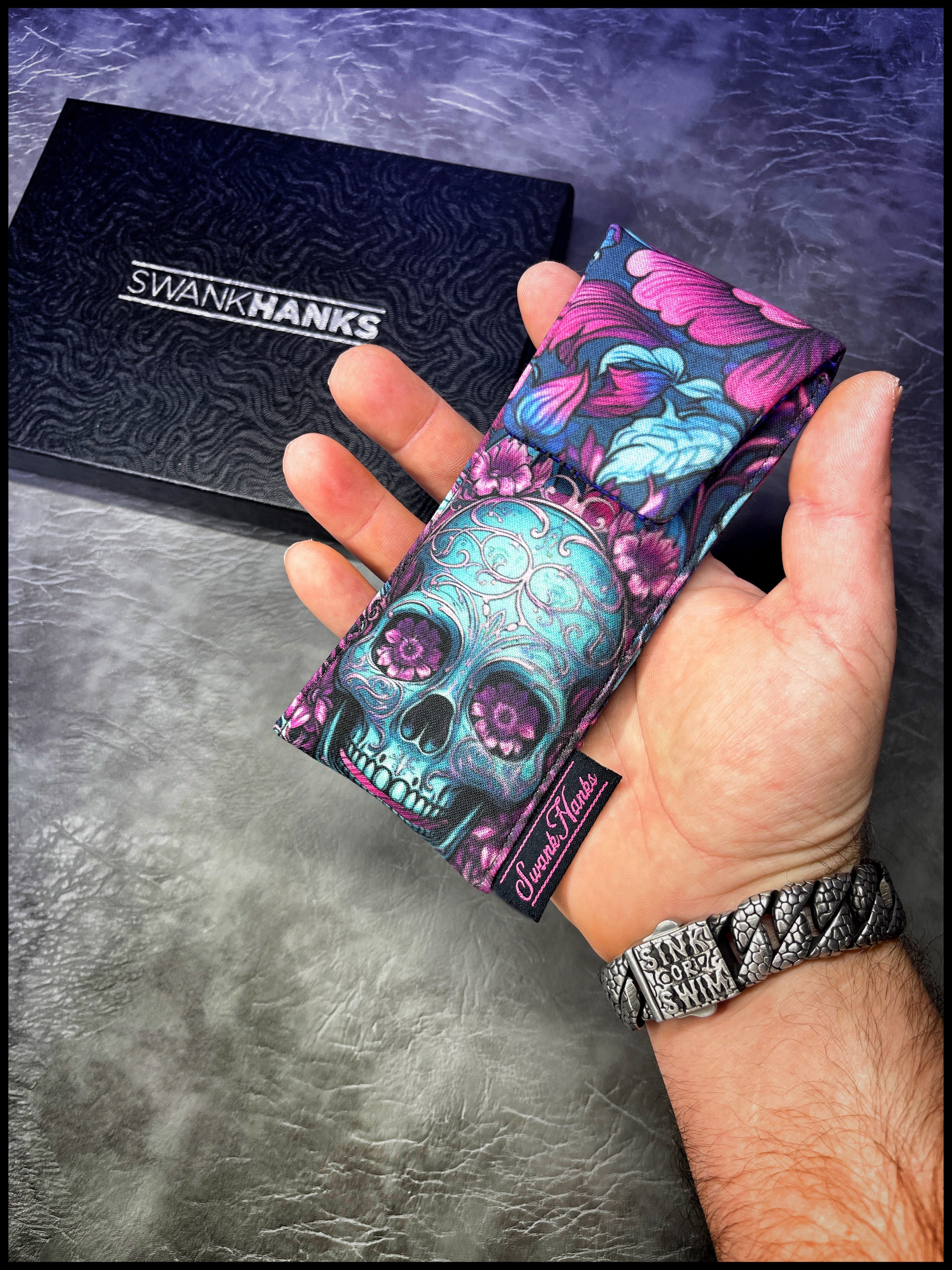 Blurple Floral Skulls V2 / Purp Crosshatch Silk Single Slot Pouch