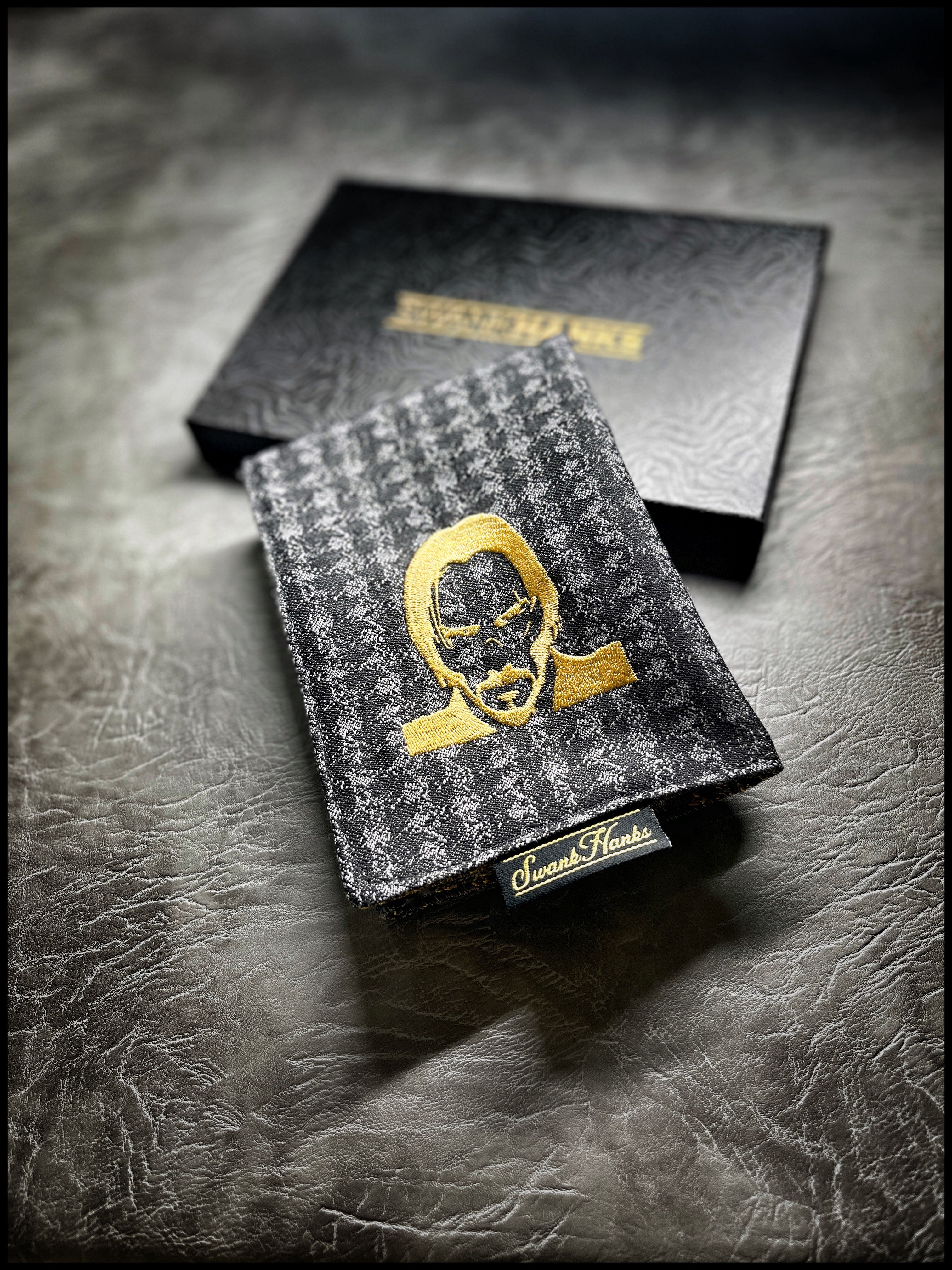 Wick 1-OFF Gold W/ Silk Paisley