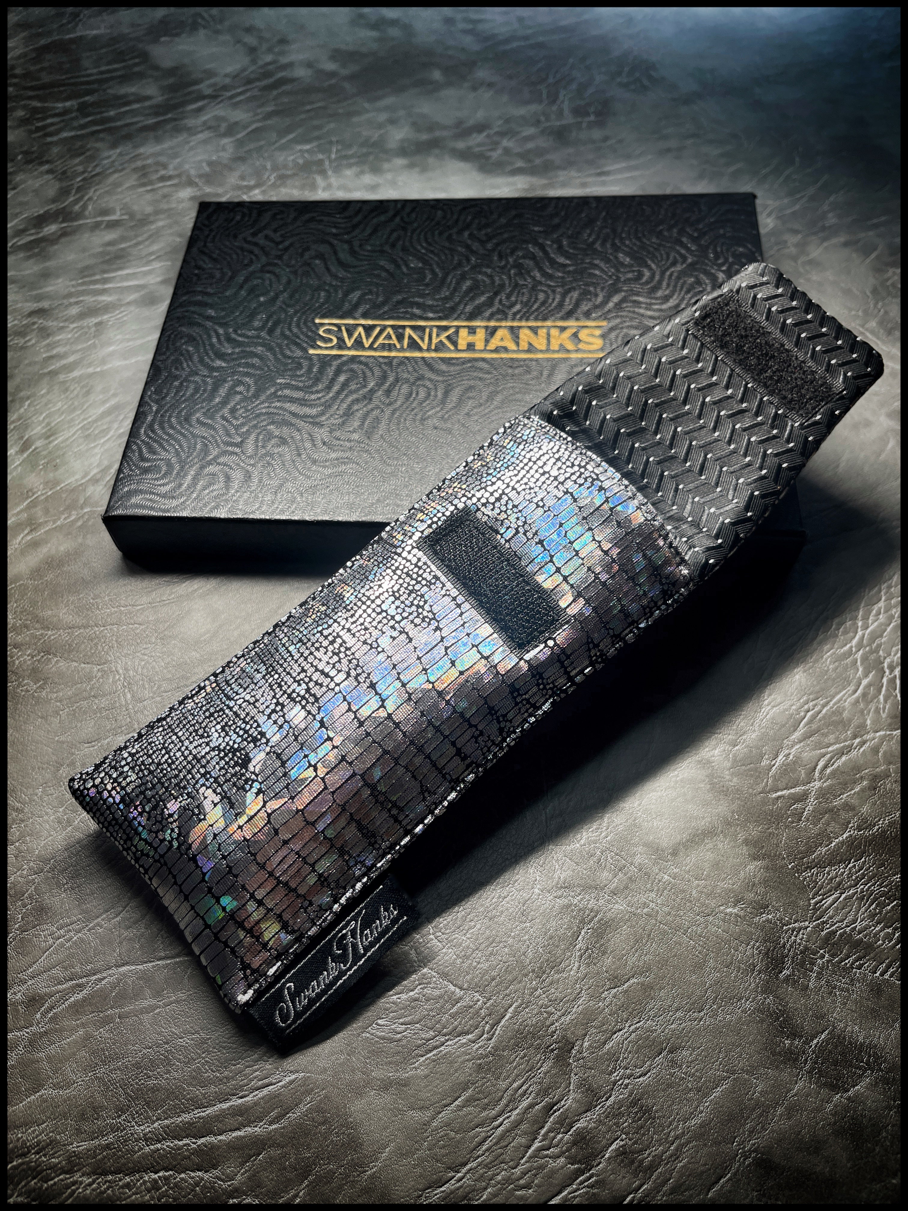 UV Silver Dragonscale/ Black Silk Jacquard Single Pouch