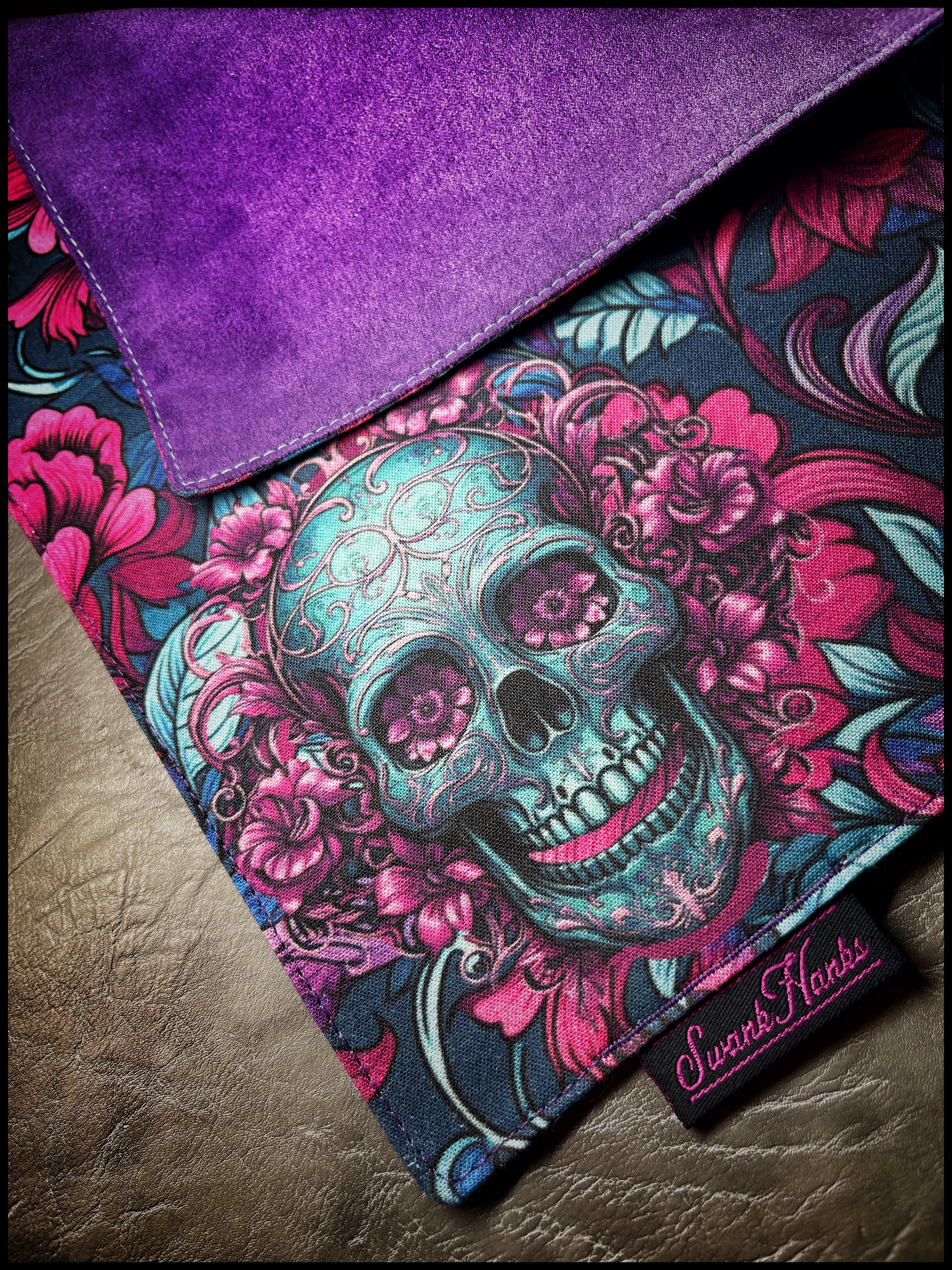 Blurple Floral Skulls V2